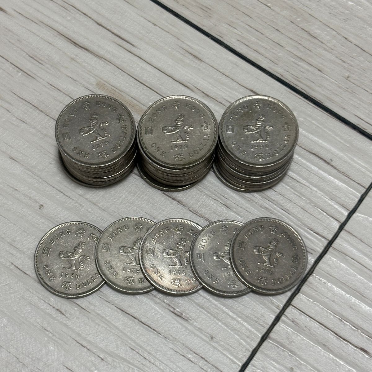 香港ドル 35ドル分 1ドル硬貨35枚 2602HK06｜Yahoo!フリマ（旧PayPay
