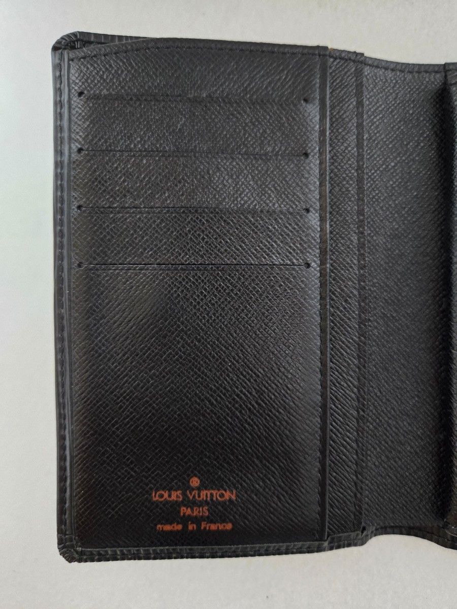 Louis Vuitton ルイヴィトン エピ ブラック がま口 二つ折り財布