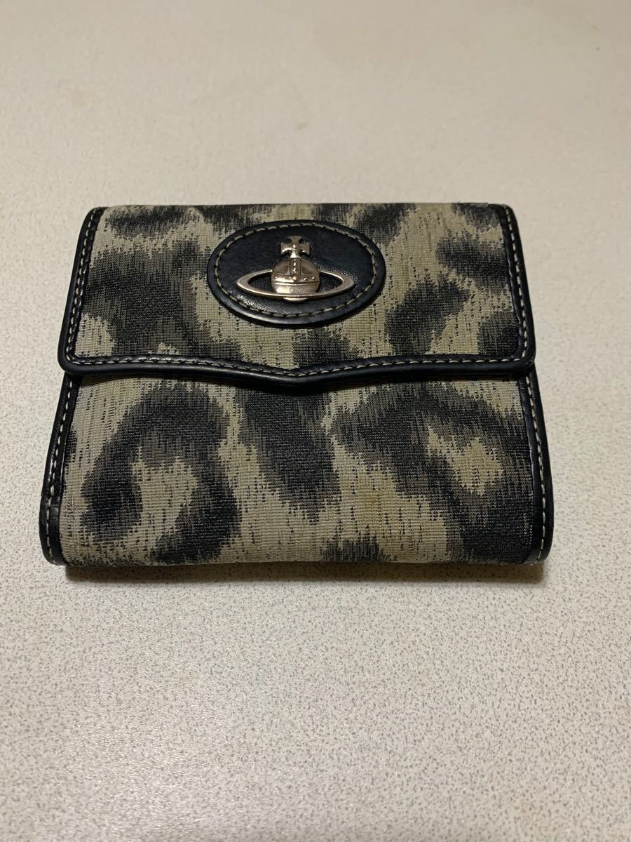 VivienneWestwood ヴィヴィアンウエストウッド 三つ折り財布 がま口