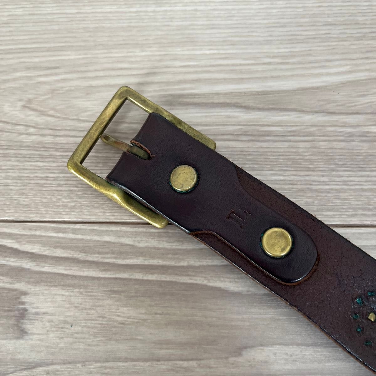 美品】HIDE AND SEEK ×HTC スタッズ 本革ベルト ブラウン L｜Yahoo