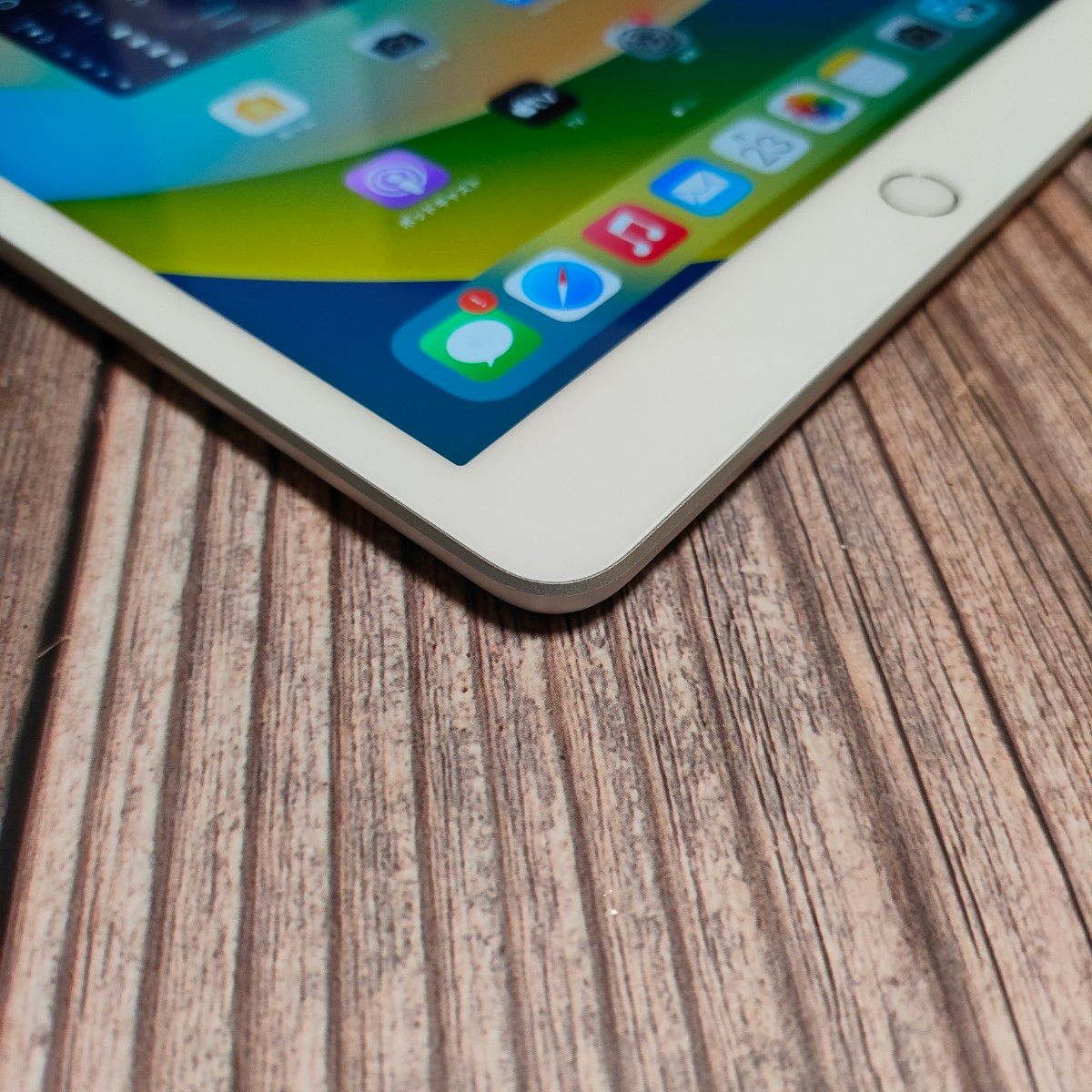 iPad 第8世代 32GB SIMフリー シルバー 超美品｜Yahoo!フリマ（旧
