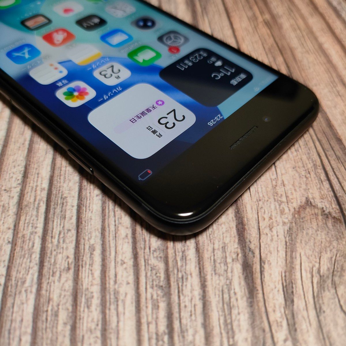 iPhone SE 第3世代 64GB 美品 おまけ大量 バッテリー94%｜Yahoo!フリマ