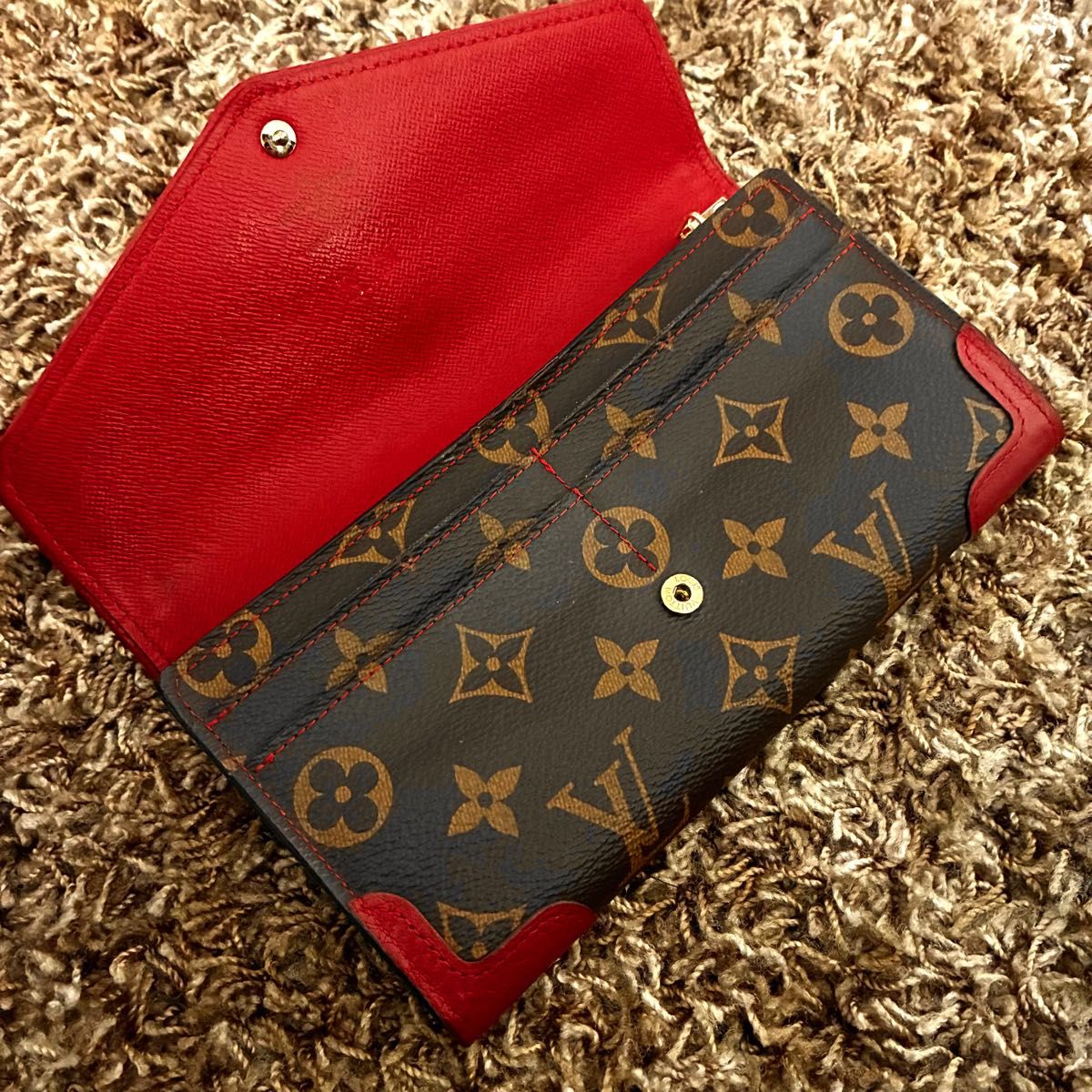ルイヴィトン LOUIS VUITTON ポルトフォイユ サラ レティーロ