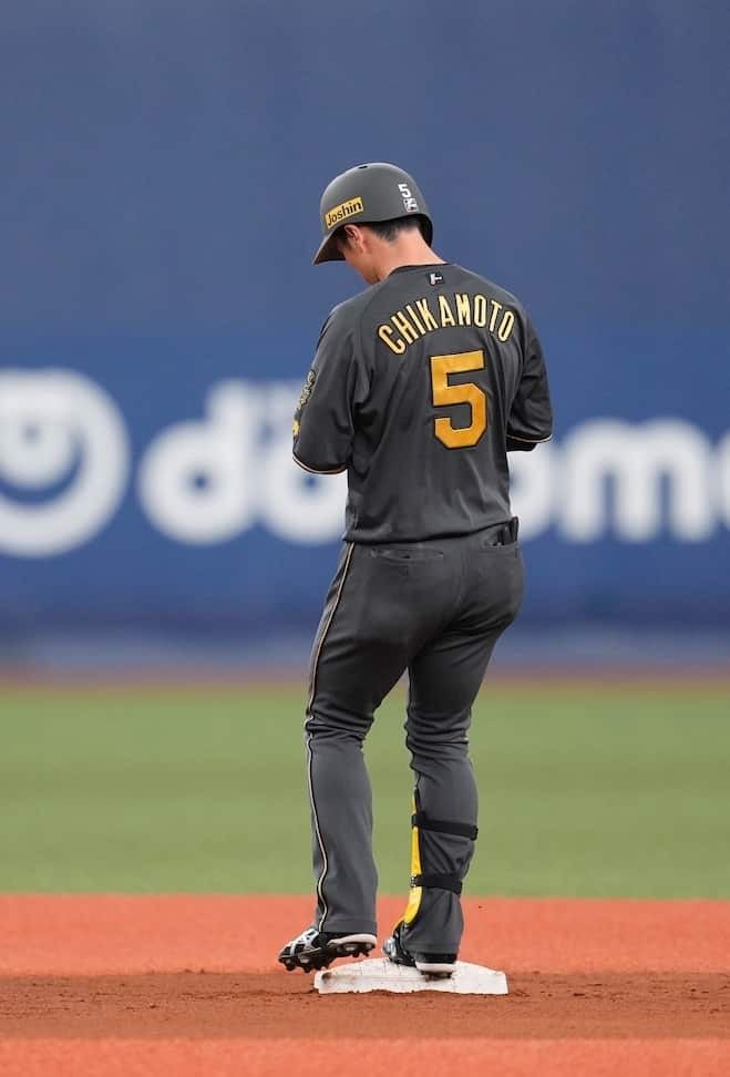 阪神 タイガース ブラック ダイナマイト ユニフォーム 近本 サイズO