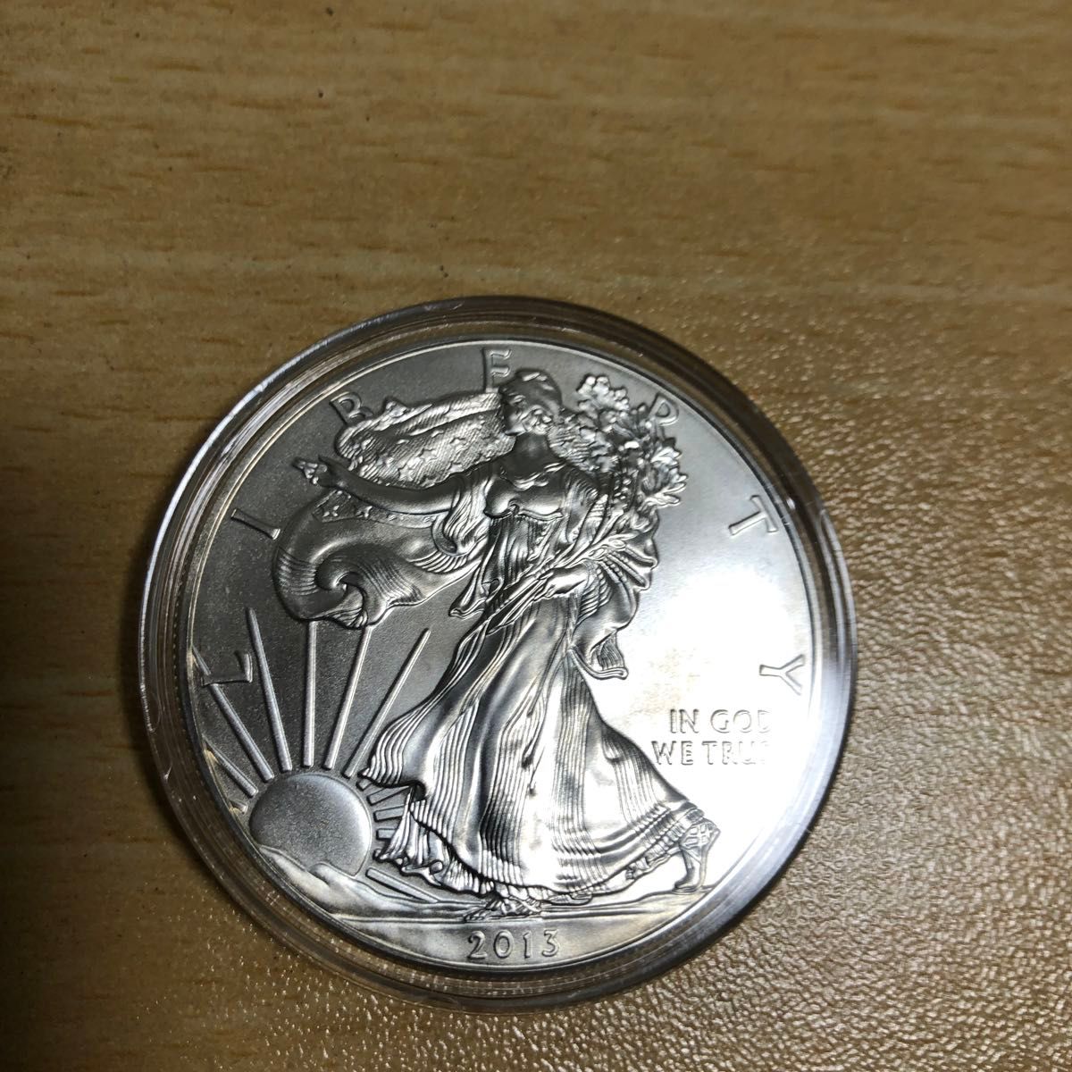 アメリカ シルバーイーグル銀貨 2013年 1オンス コインカプセル付き