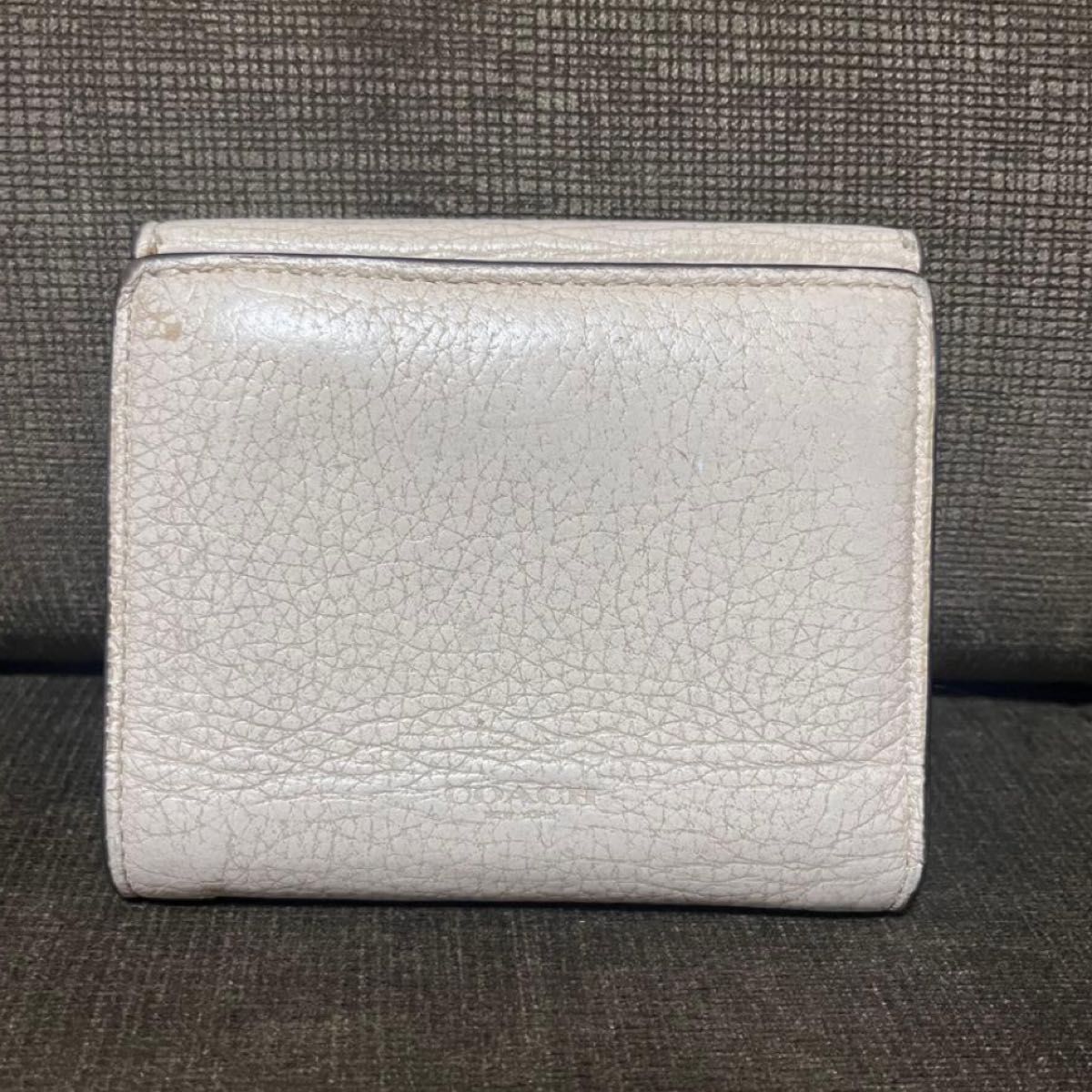 COACH 二つ折り財布 ホワイト｜Yahoo!フリマ（旧PayPayフリマ）