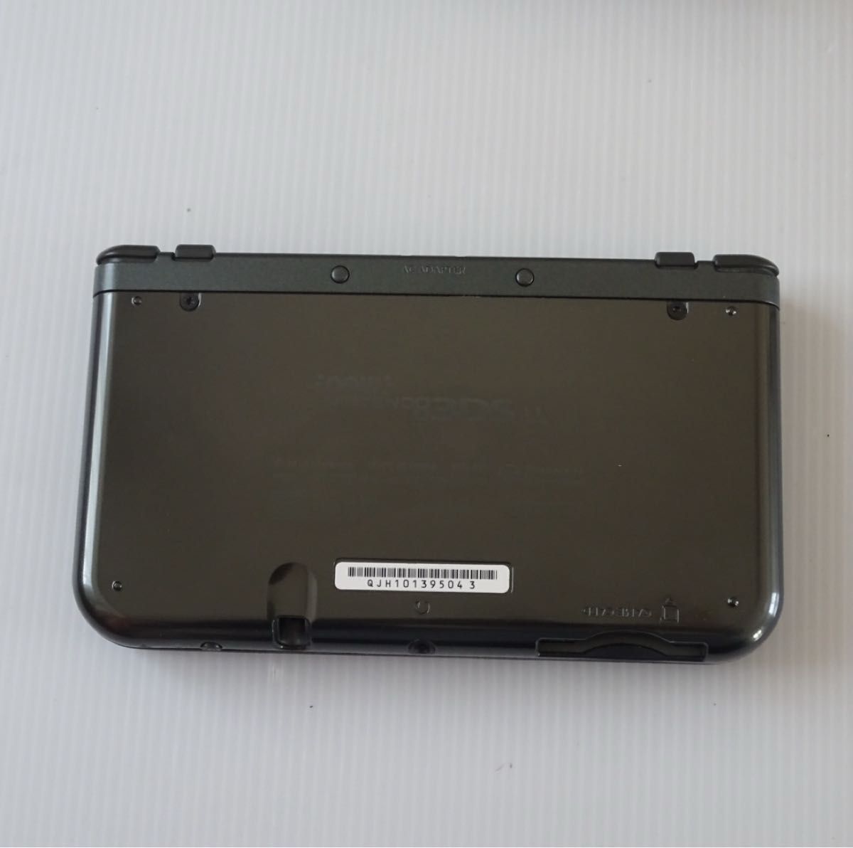Newニンテンドー3DS LL メタリックブラック 動作確認済 中古品 QA7980