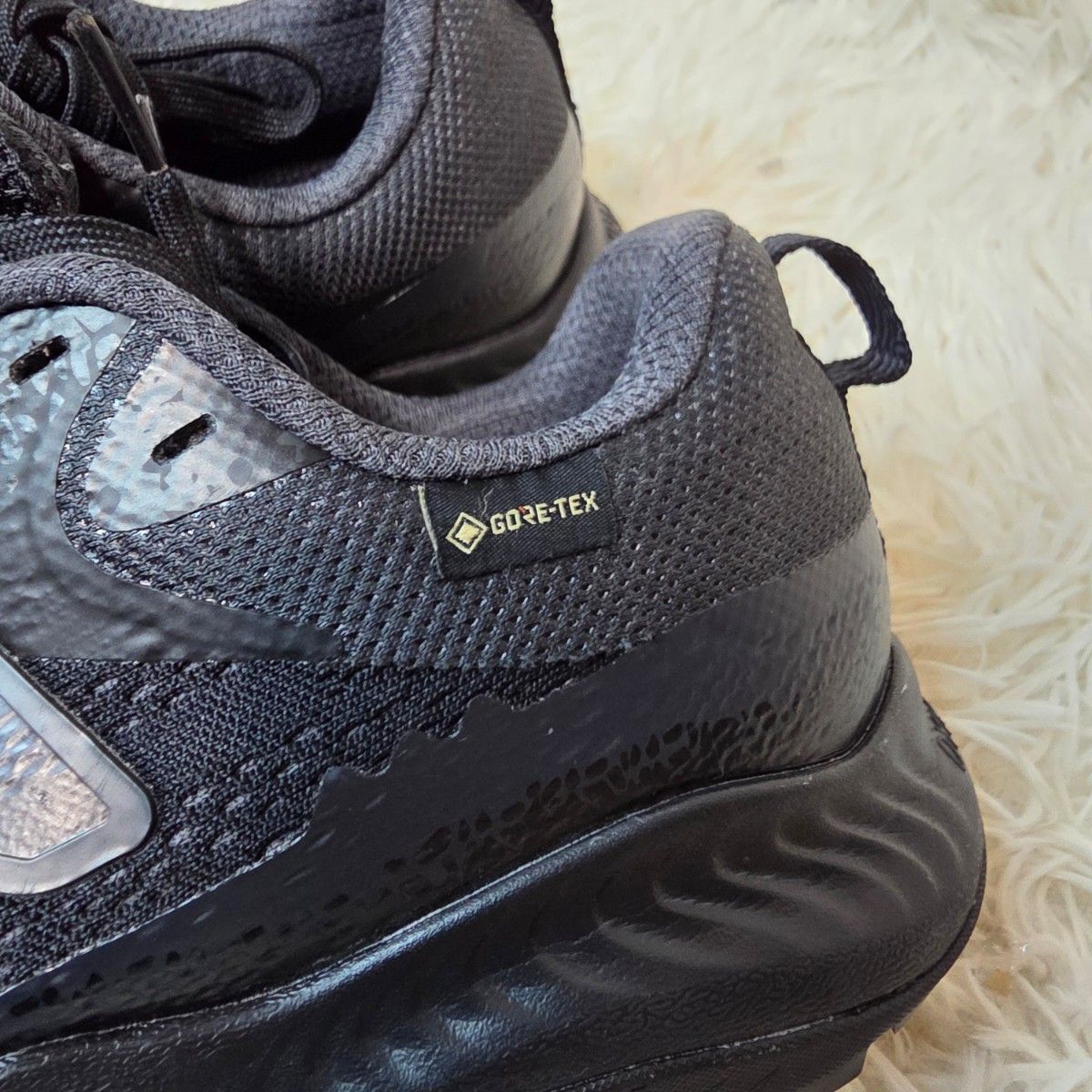 NEW BALANCE スニーカー MTNTRGC5 26 5 GORE-TEX｜Yahoo!フリマ（旧