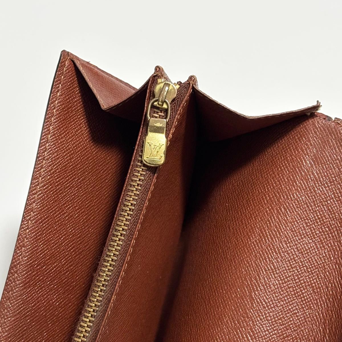 LOUIS VUITTON ルイヴィトン モノグラム ポルトトレゾール