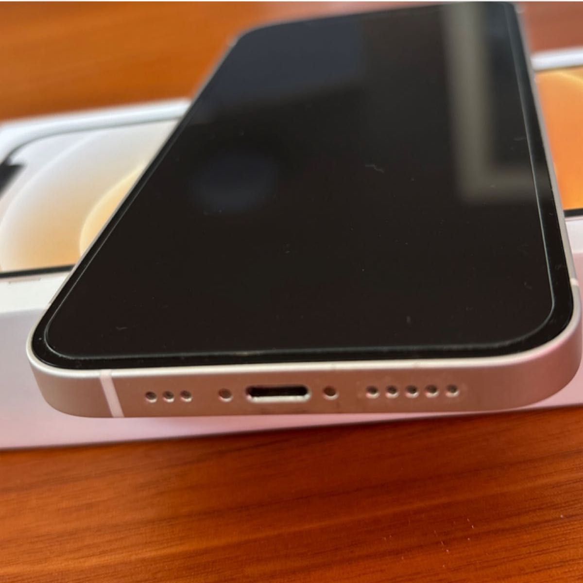 本日SALE中 iPhone 12 ホワイト 64GB SIMフリー 本体｜Yahoo!フリマ