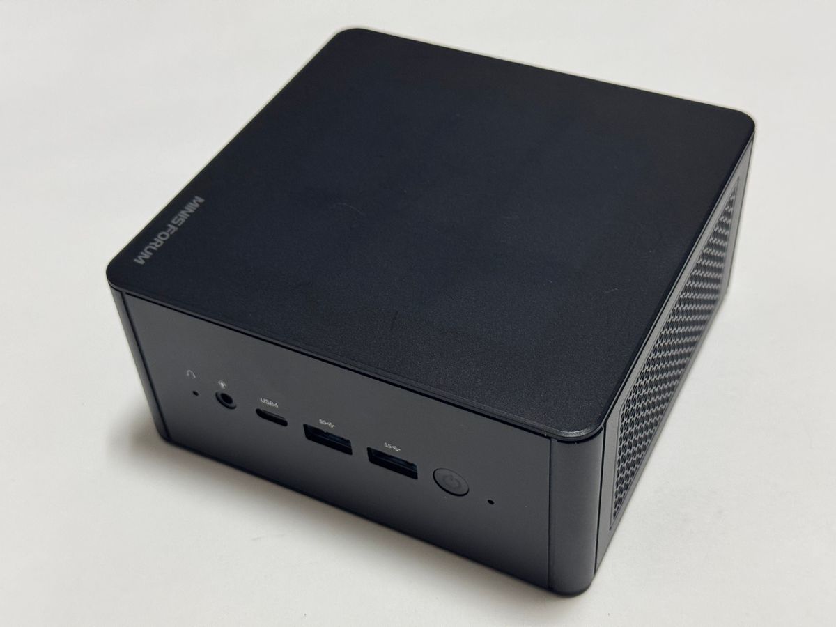 極美品】MINISFORUM UM780 XTX デスクトップPC ハイスペックミニPC