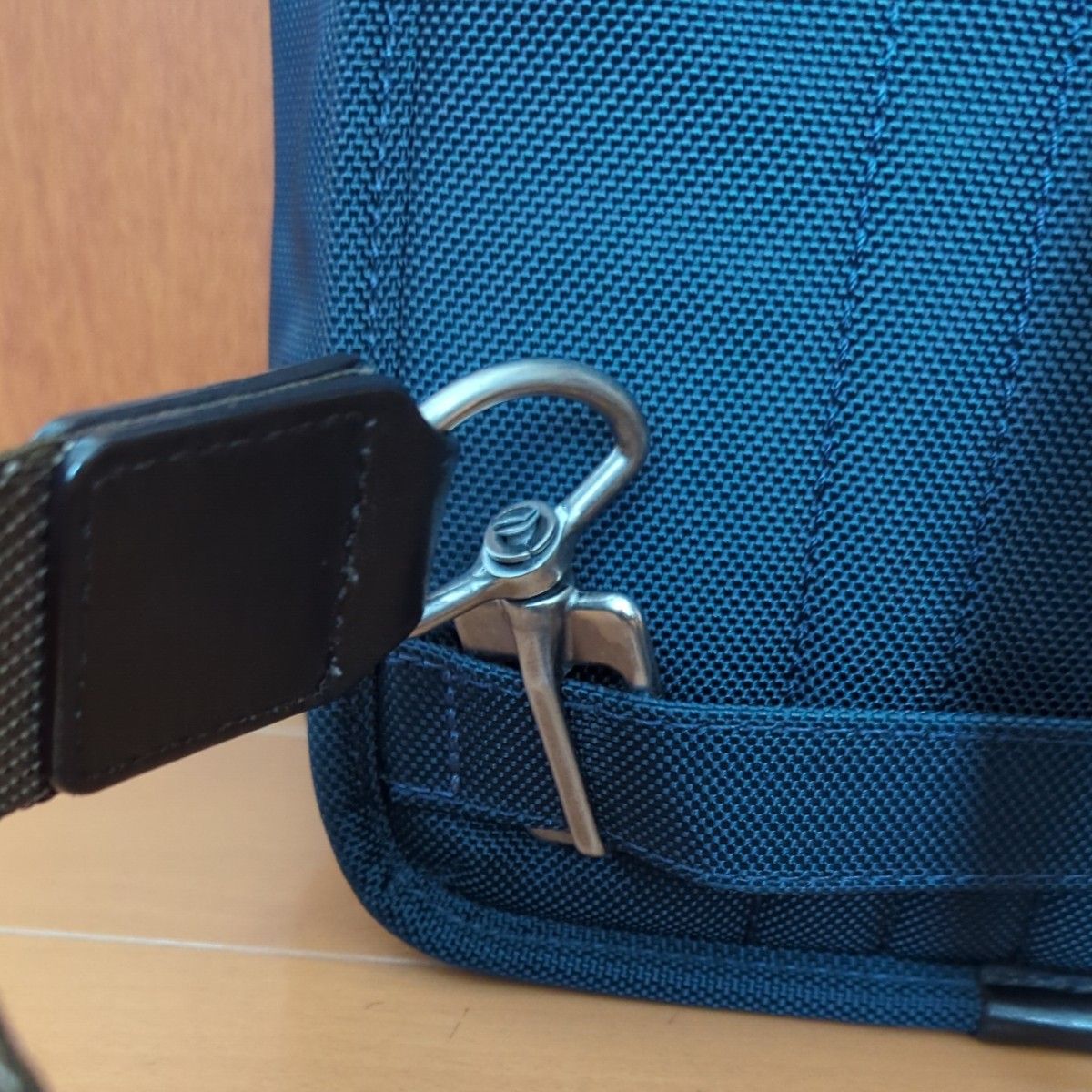 TUMI トゥミ ボディバッグ スリングバッグ ネイビー 222393｜Yahoo
