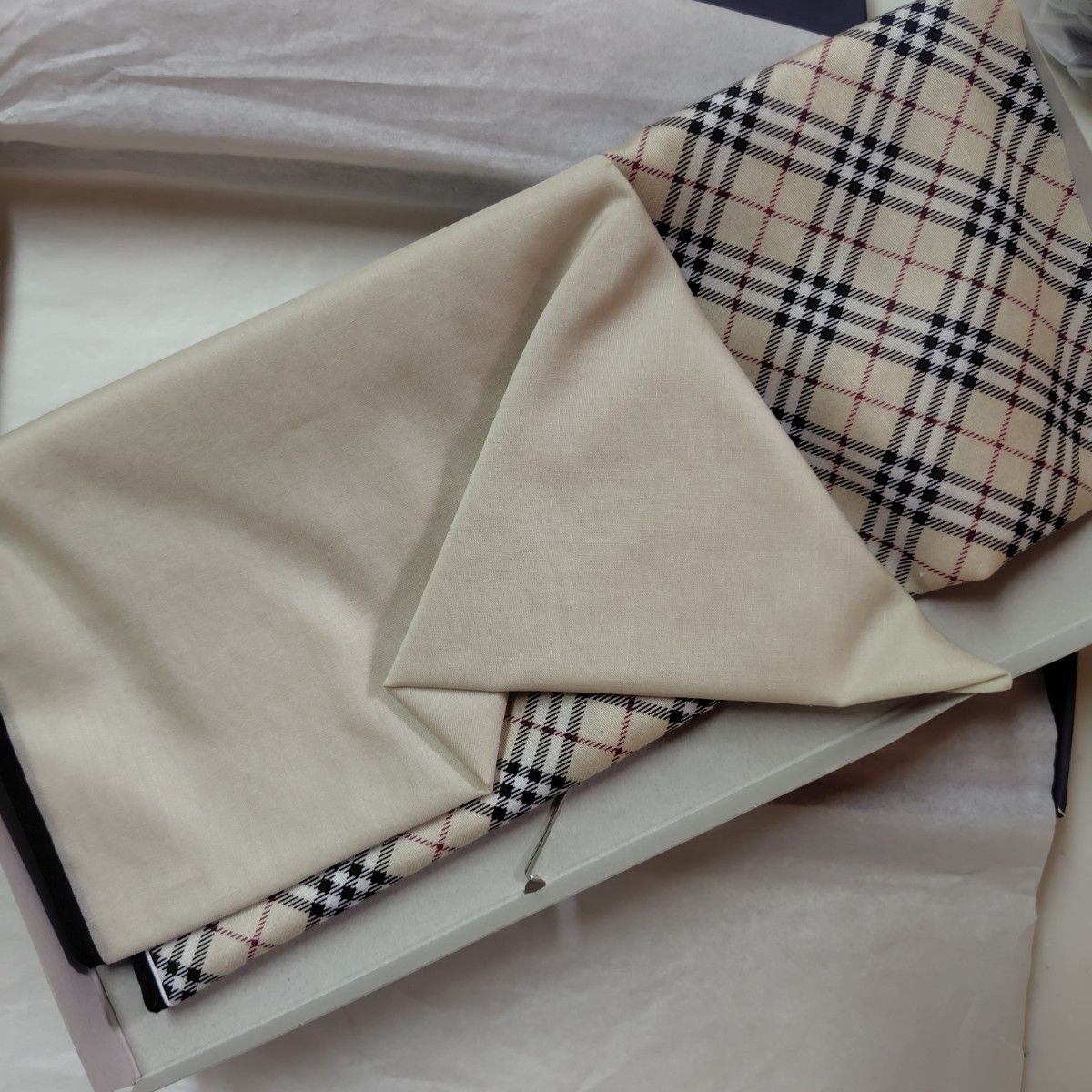 BURBERRY バーバリー ハンカチ2枚セット ノバチェック柄 女の子刺繍