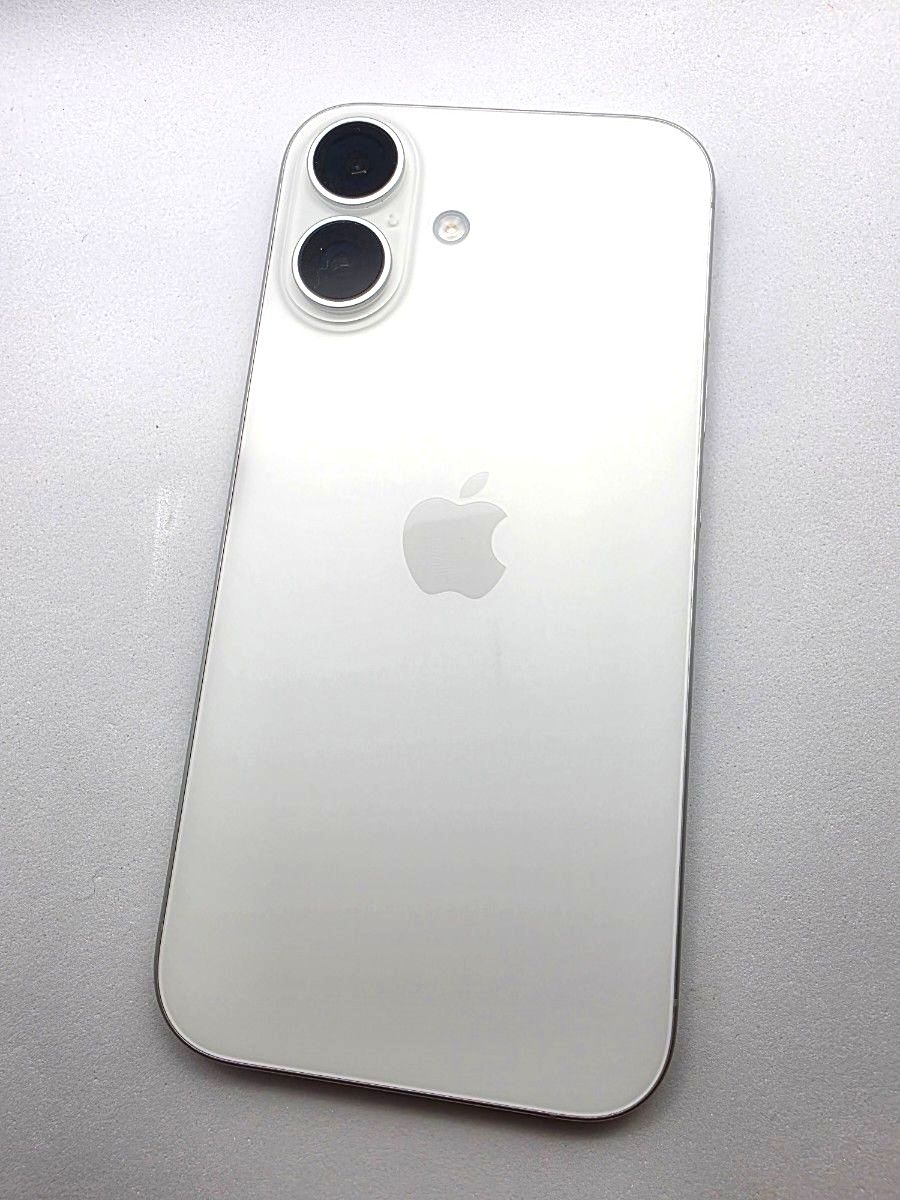 iPhone16 128GB ホワイト SIMフリー バッテリー100｜Yahoo!フリマ（旧