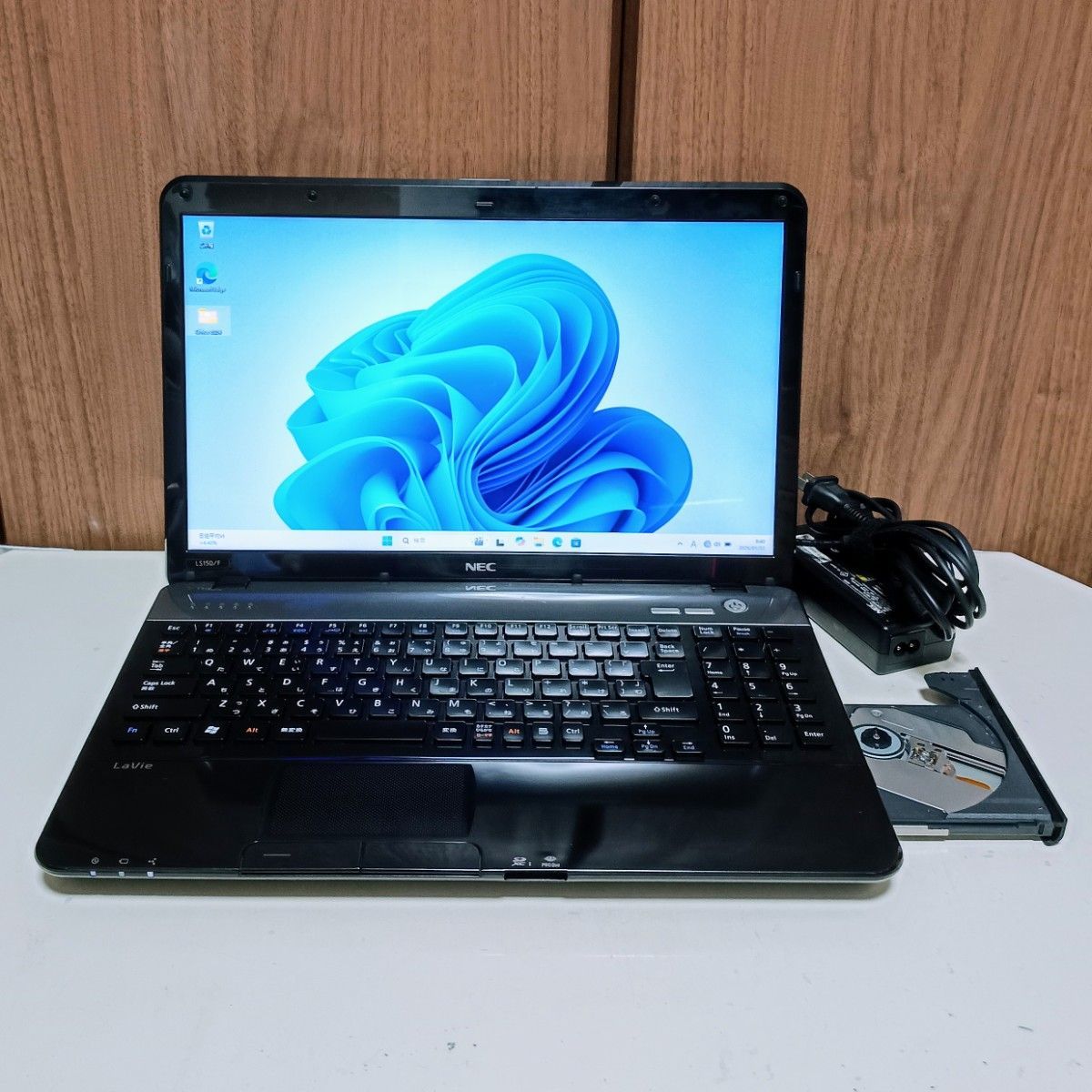 NEC LaVie Corei7 メモリ16GB 新品SSD512GB ブルーレイ Windows11