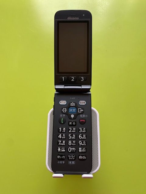 ドコモ らくらくホン F-41F / docomo ガラホ / docomoガラケー｜Yahoo