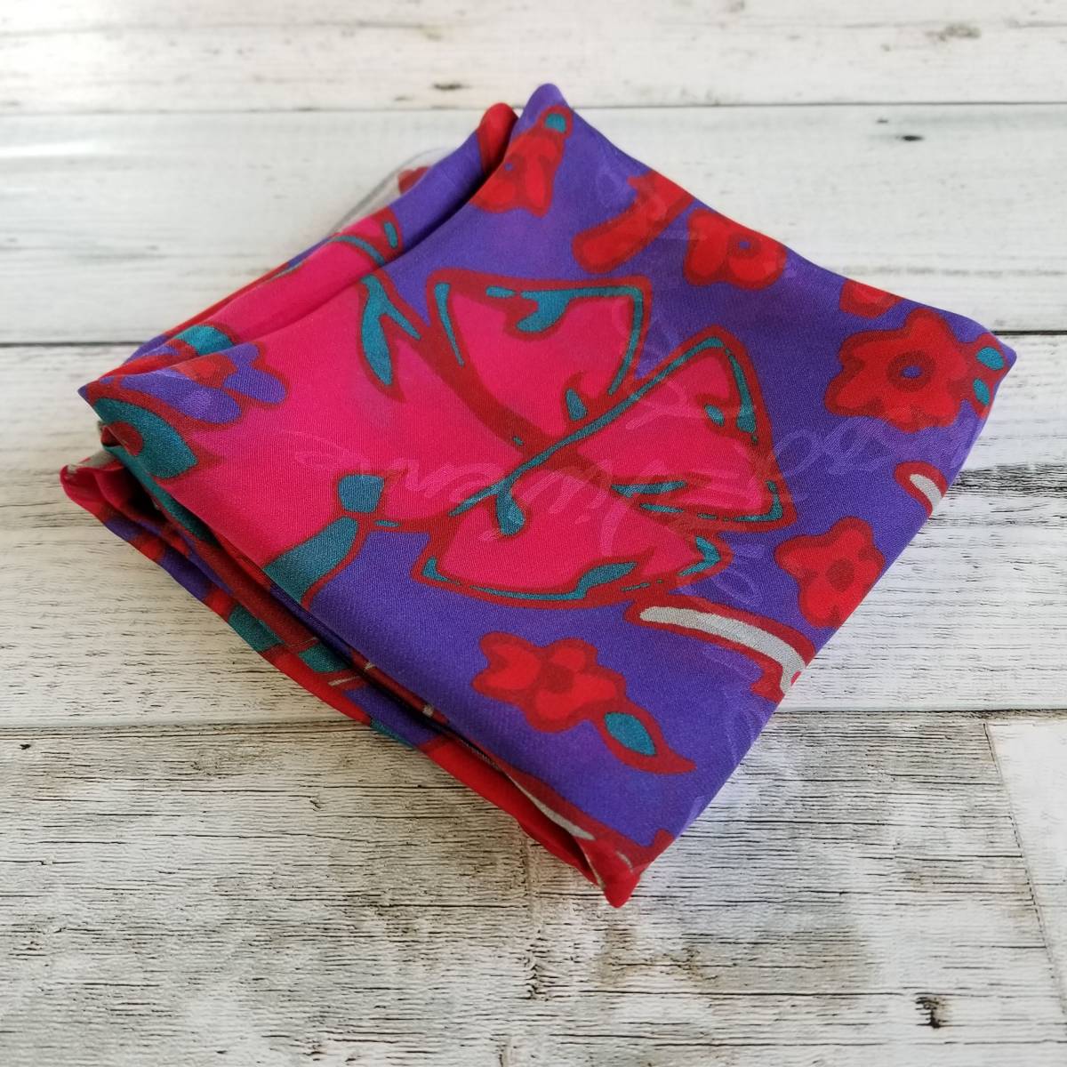 日本製 シルクシフォン 大判スカーフ レッド 新品 Vivienne Westwood