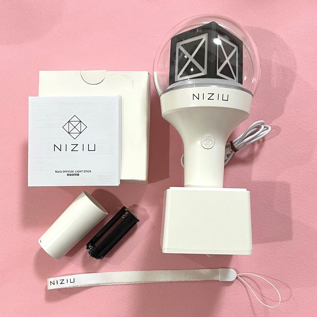 NiziU 開封済 ペンライトスティック《2》Official Goods｜Yahoo!フリマ