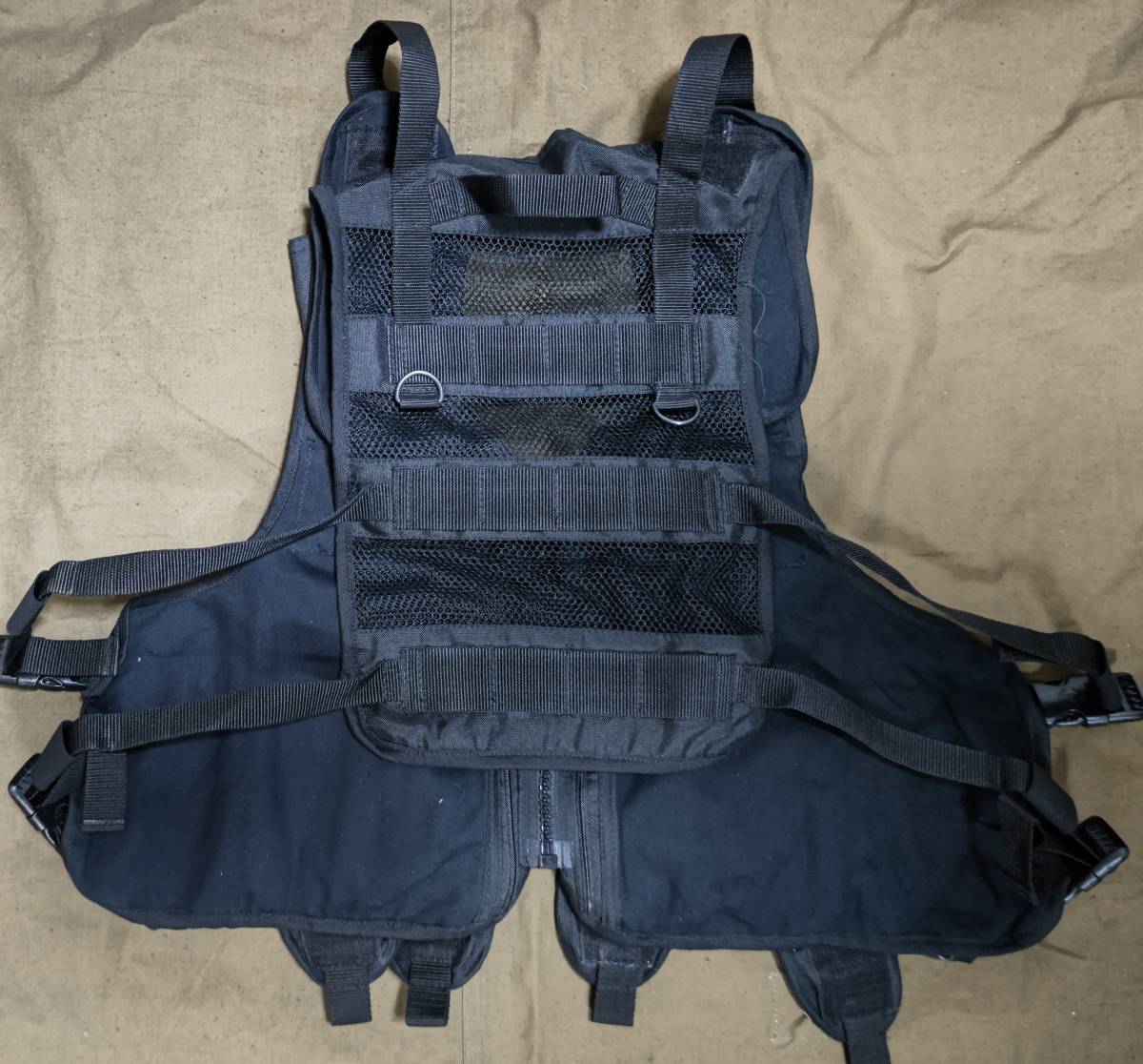 Yahoo!オークション - gorod ベスト ANA製 実物 SOBR ロシア装備 レア
