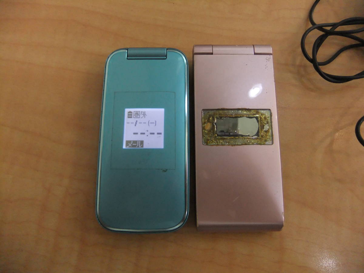Yahoo!オークション - NTTドコモ ガラケー パカパカ携帯 4台おまとめ
