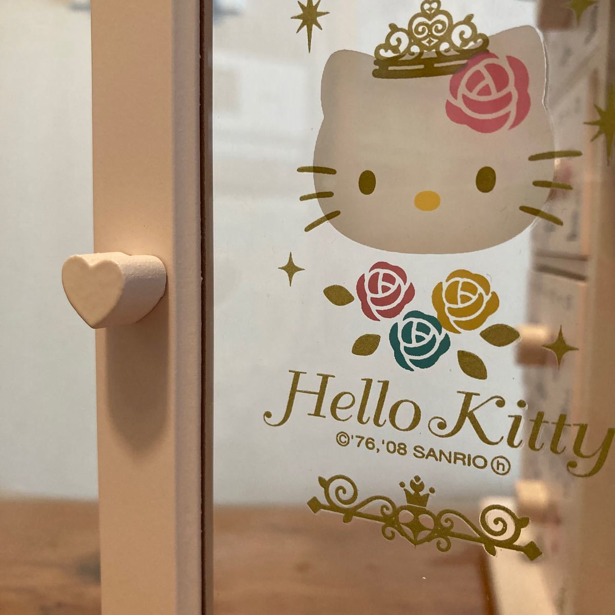 新品 未使用 ハローキティ 木製チェスト アクセサリーケース 非売品