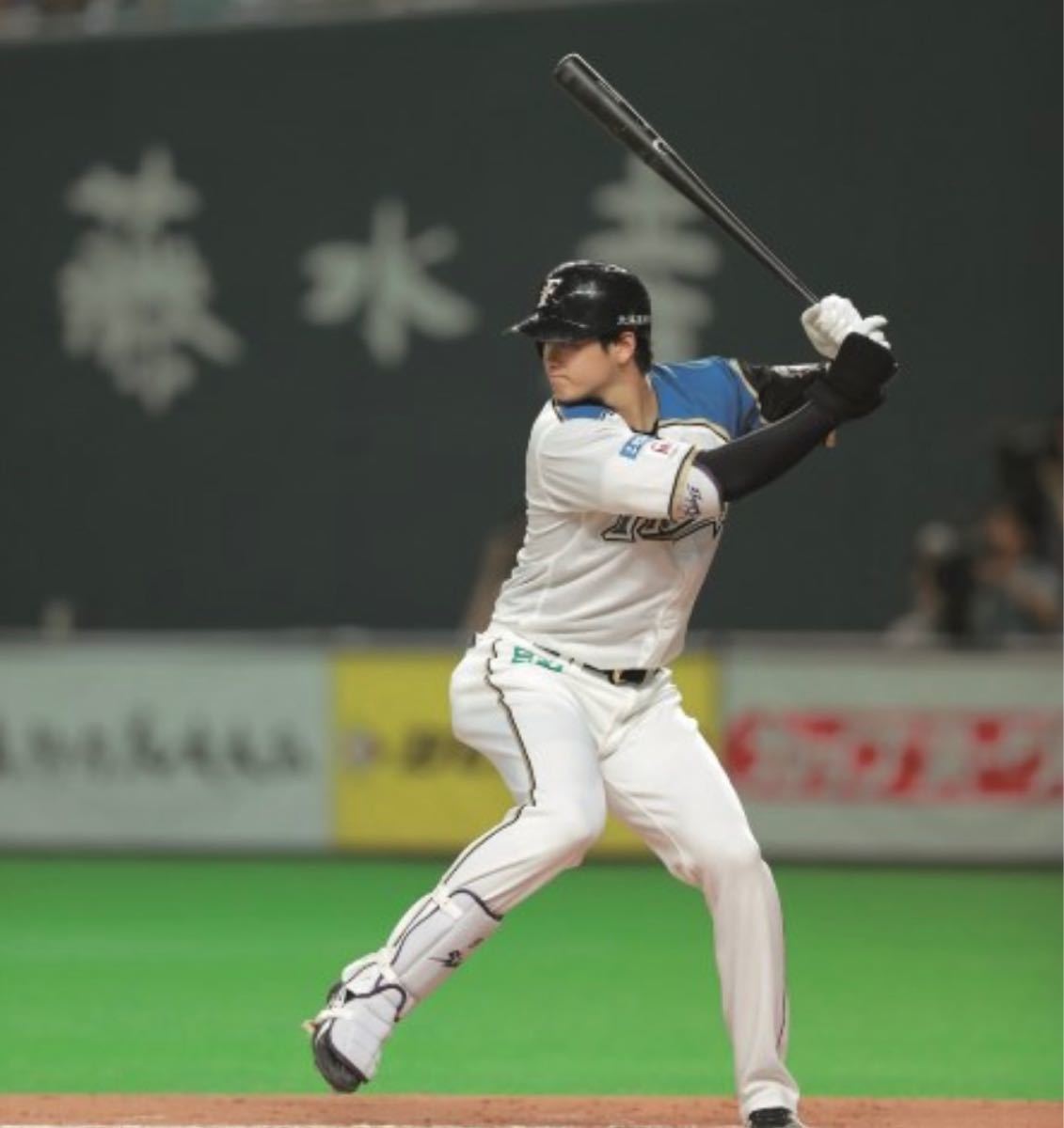 北海道 日本ハム ファイターズ 大谷 ホーム ユニフォーム ミズノ M