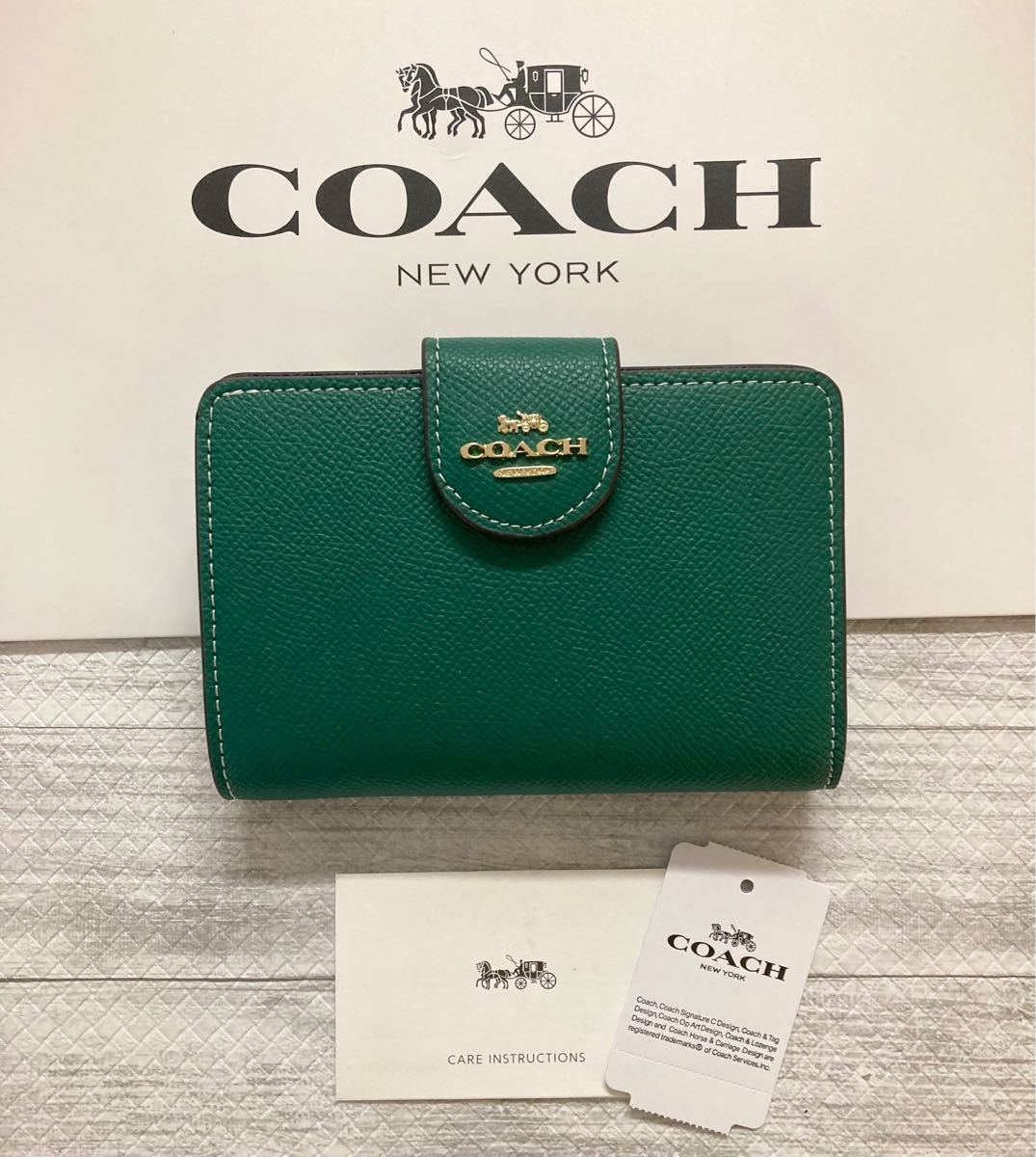 COACH 財布 グリーン 緑 ミニ財布 二つ折り財布 コーチ財布 レディース