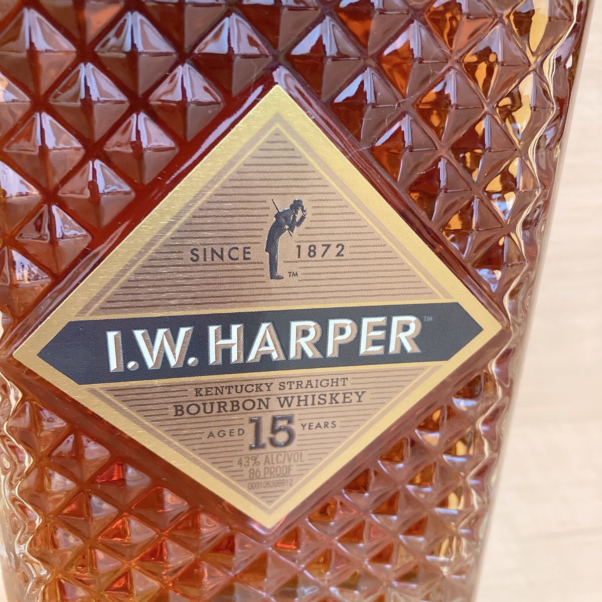 ニューイヤーセール、本日まで】I.W.ハーパー 15年 バーボン 750ml