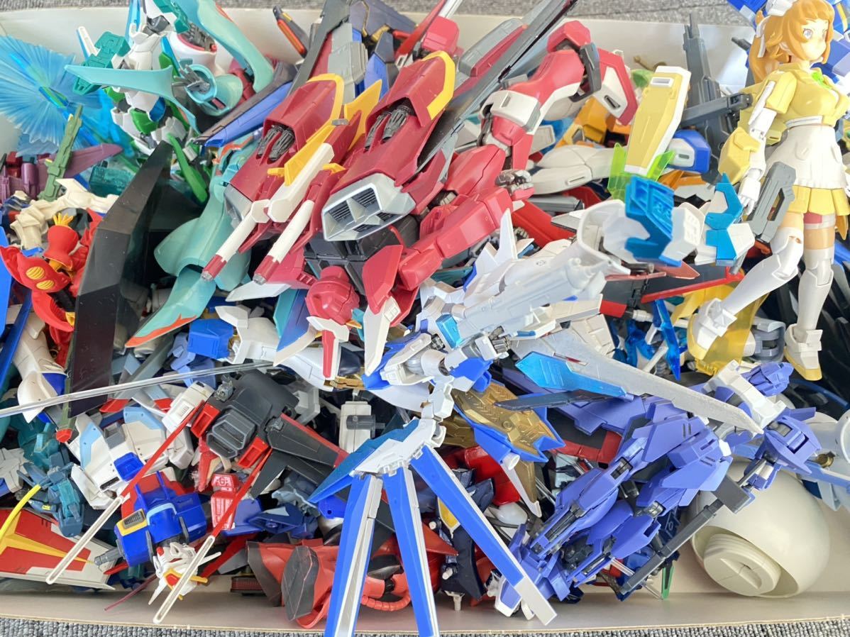 ガンプラ/HGUC&OO&Gガンなど 組立済ジャンクパーツいっぱい ガンプラ