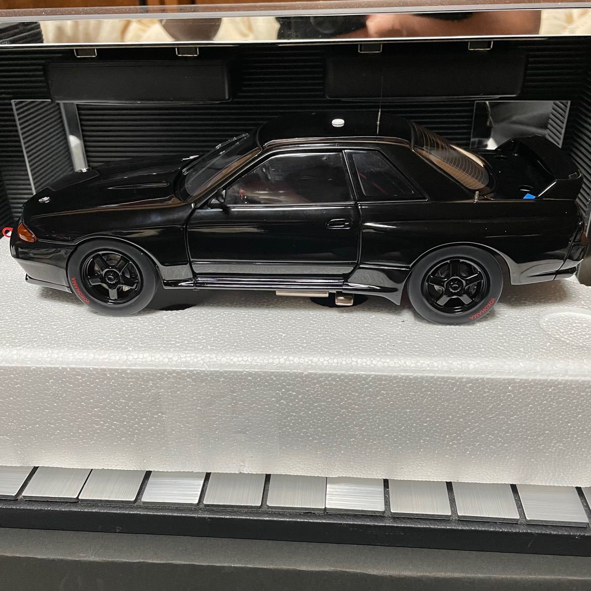 未展示品 オートアート1/18日産スカイラインGT-R R32 ブラック｜Yahoo
