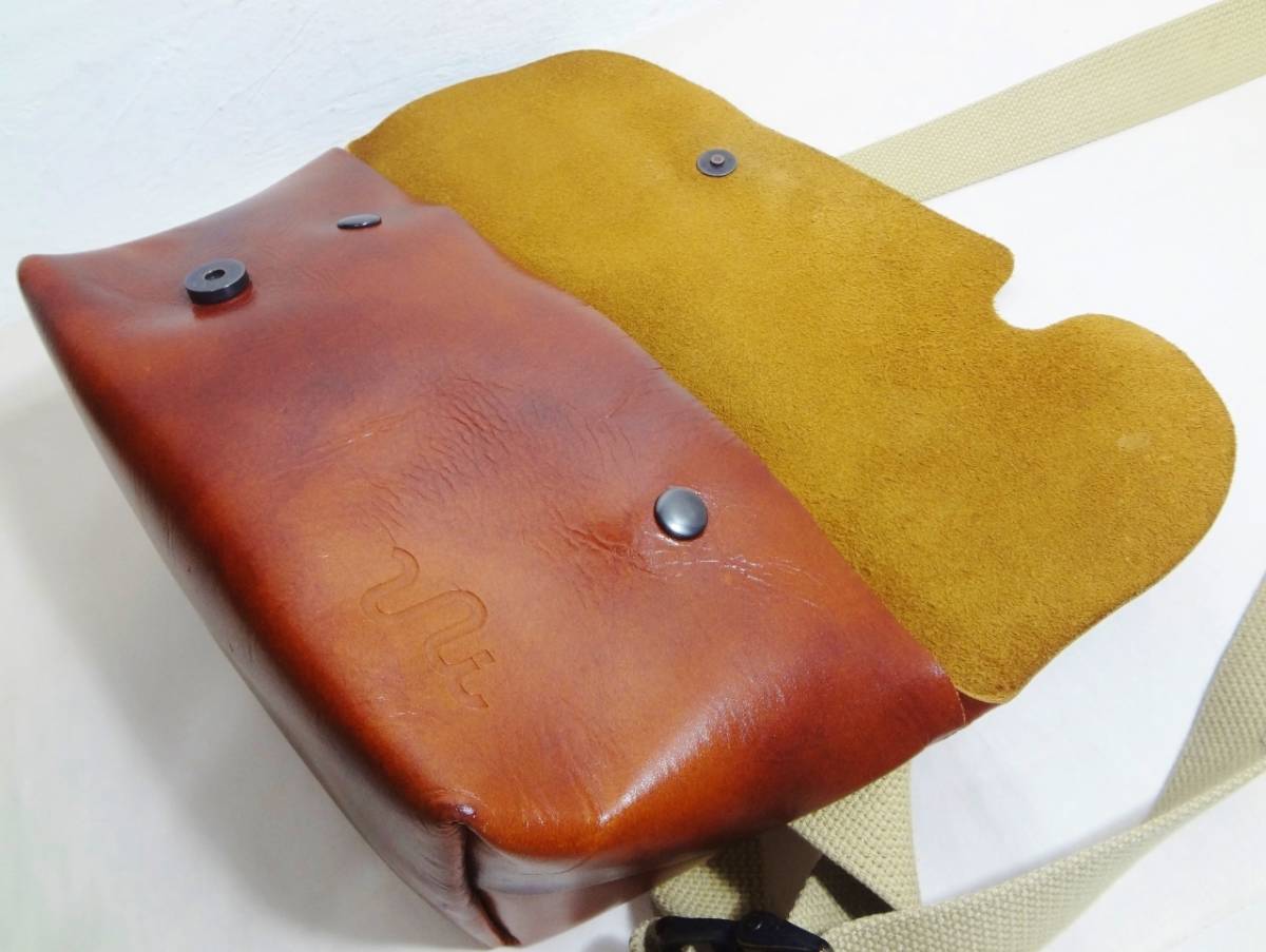 美品 人気】uni&co ユニアンドコー オールレザー メッセンジャーバッグ