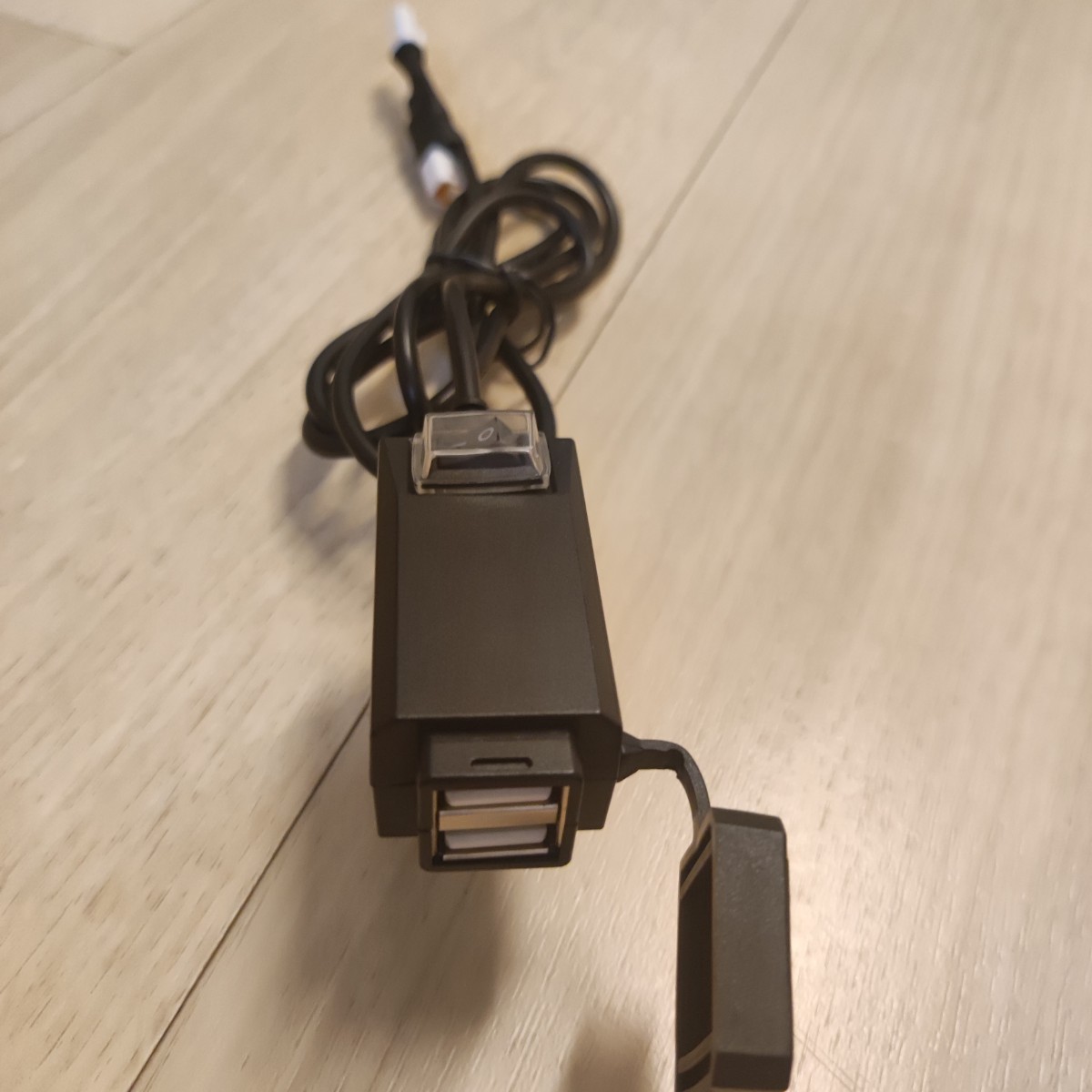 ヤマハ ブリヂストン電動自転車用usb スマホ充電器 電源 バッテリー