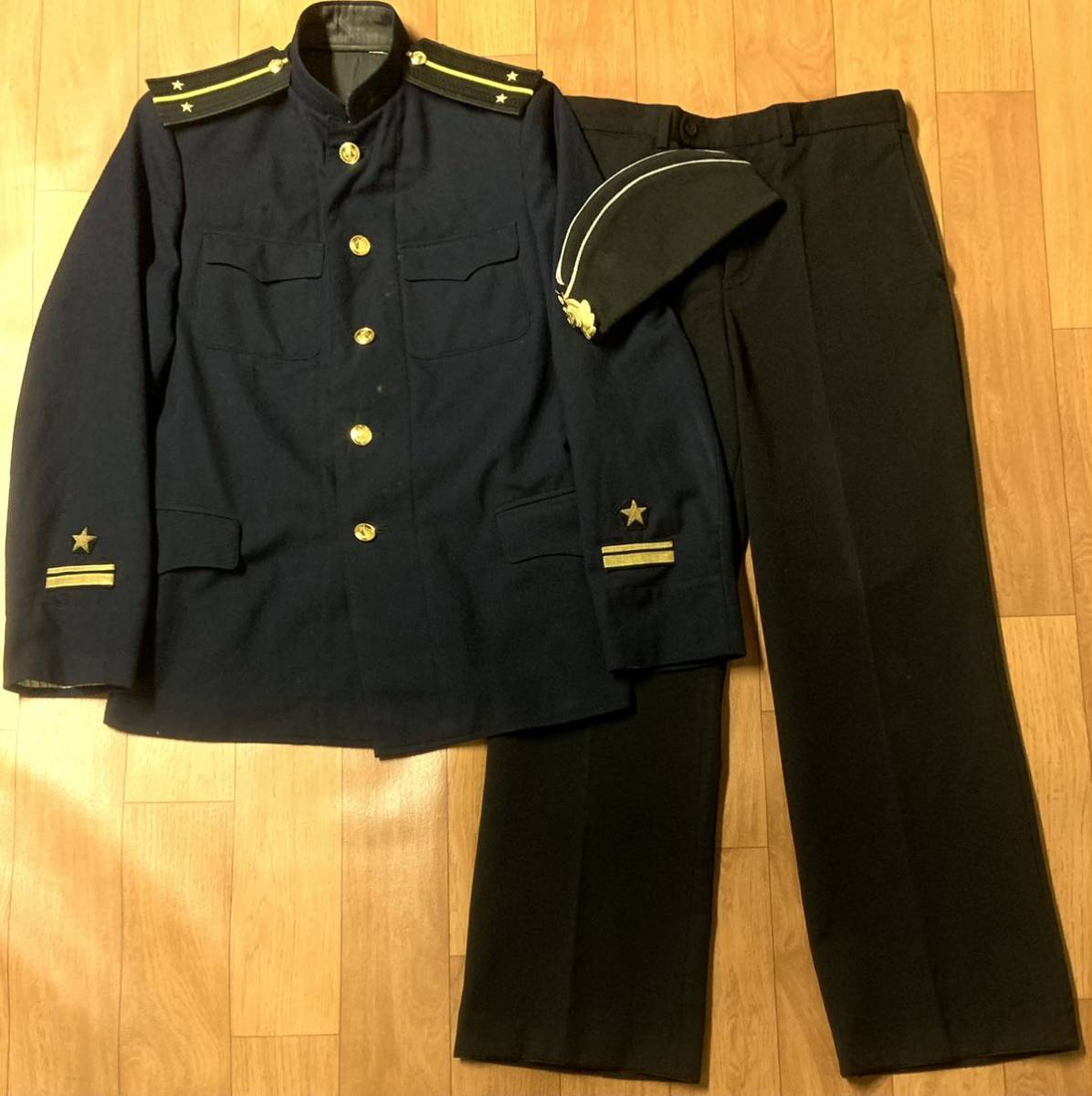 Yahoo!オークション - ソ連軍 M69 海軍 少尉 キーチェリ型 常勤服 ジャ