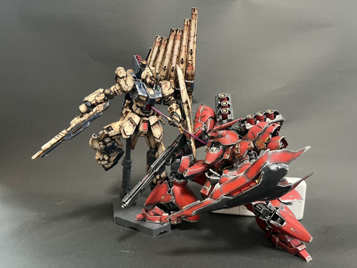 Yahoo!オークション - rg サザビー νガンダム 2体セット ウェザリング