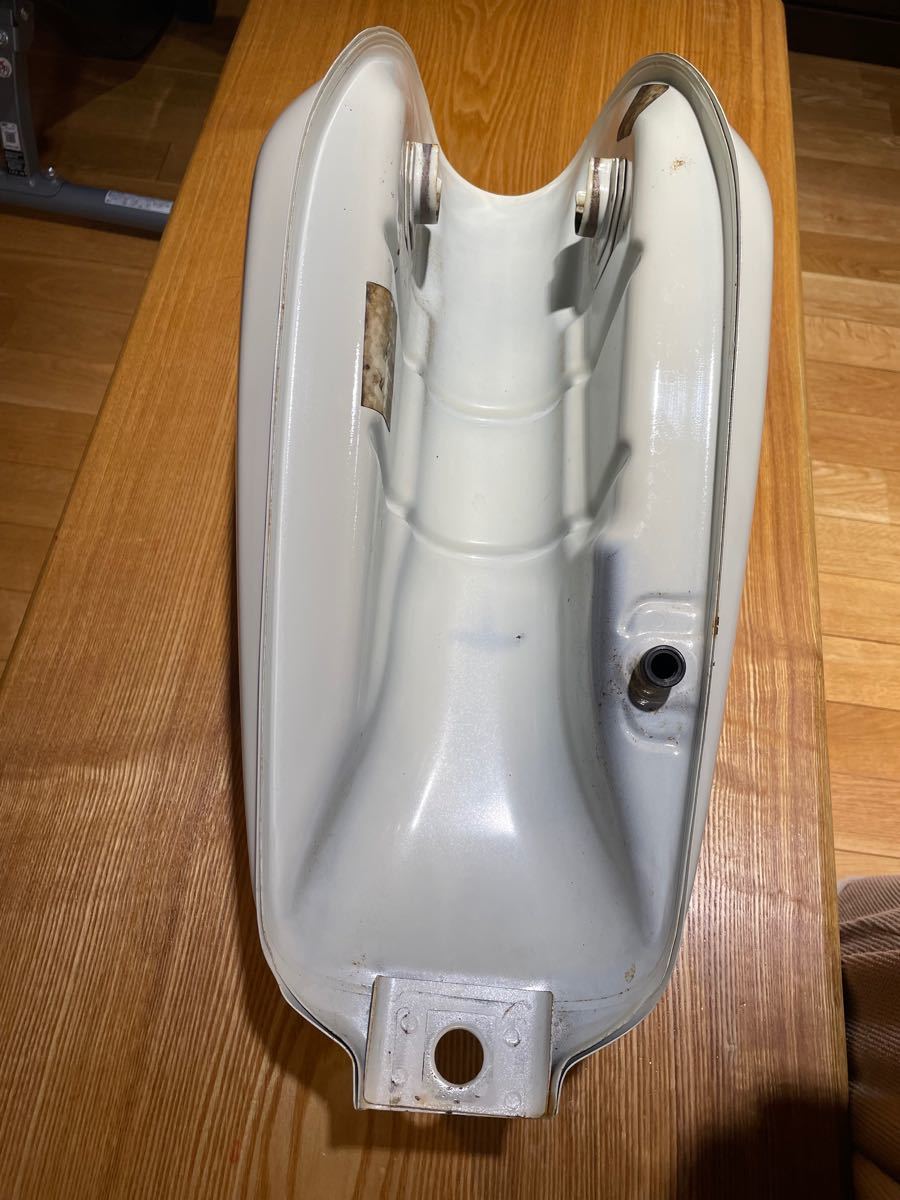 ホンダ CB223S タンク｜Yahoo!フリマ（旧PayPayフリマ）