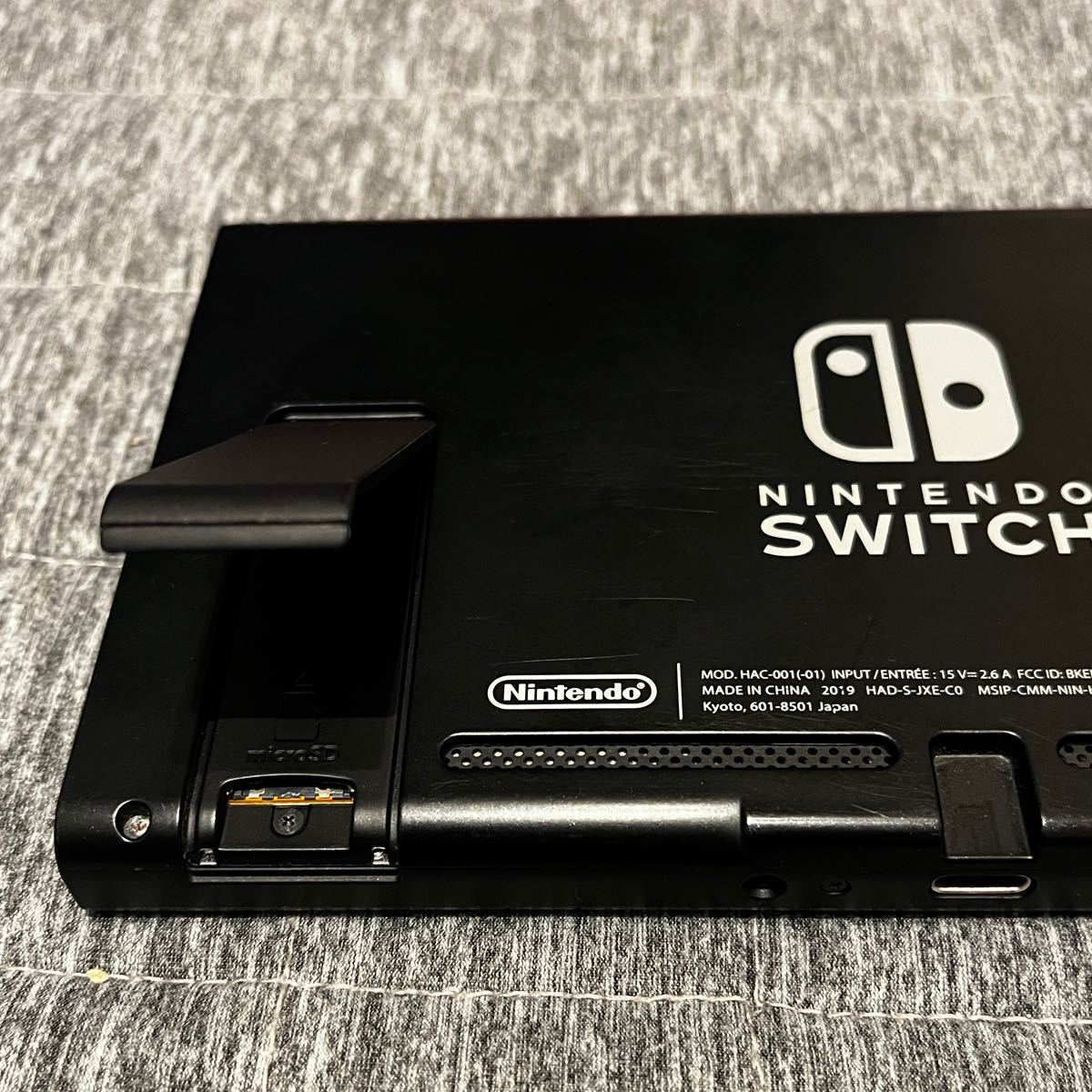 Nintendo Switch 新型 バッテリー拡張モデル 本体のみ 2019年製 箱付き