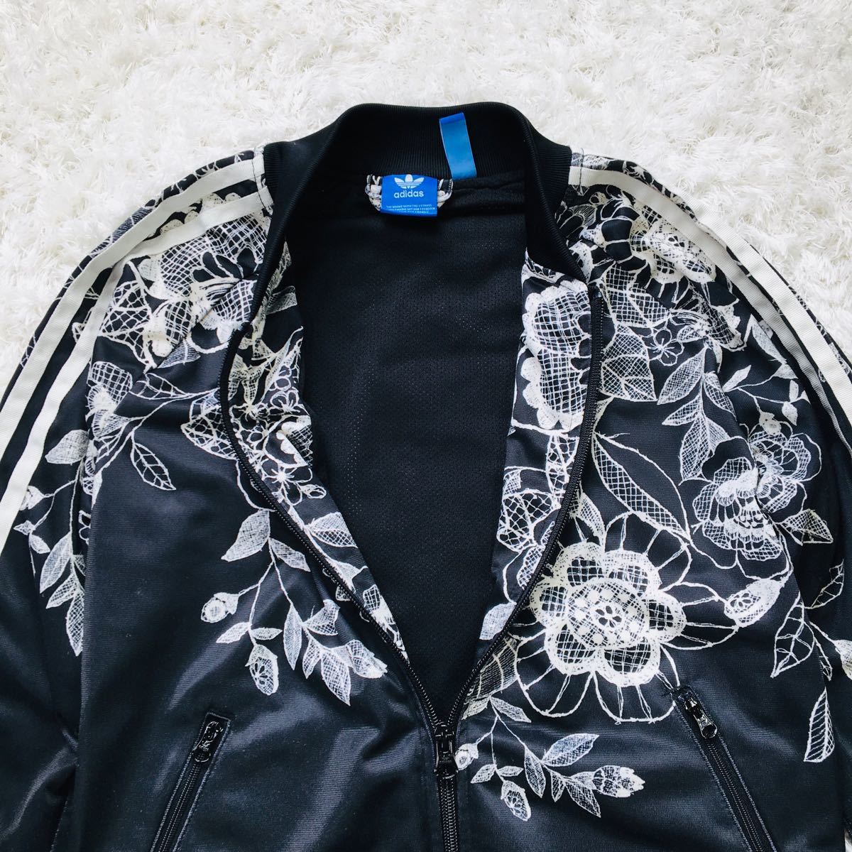激レア】 adidas アディダス ジャージ 花柄 トラックジャケット 和柄