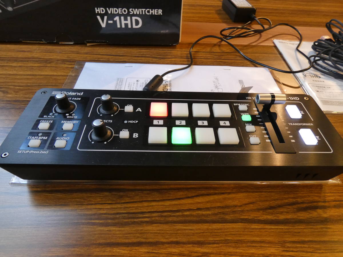 Yahoo!オークション - ROLAND 映像ミキサー スイッチャー V-1HD 箱 取