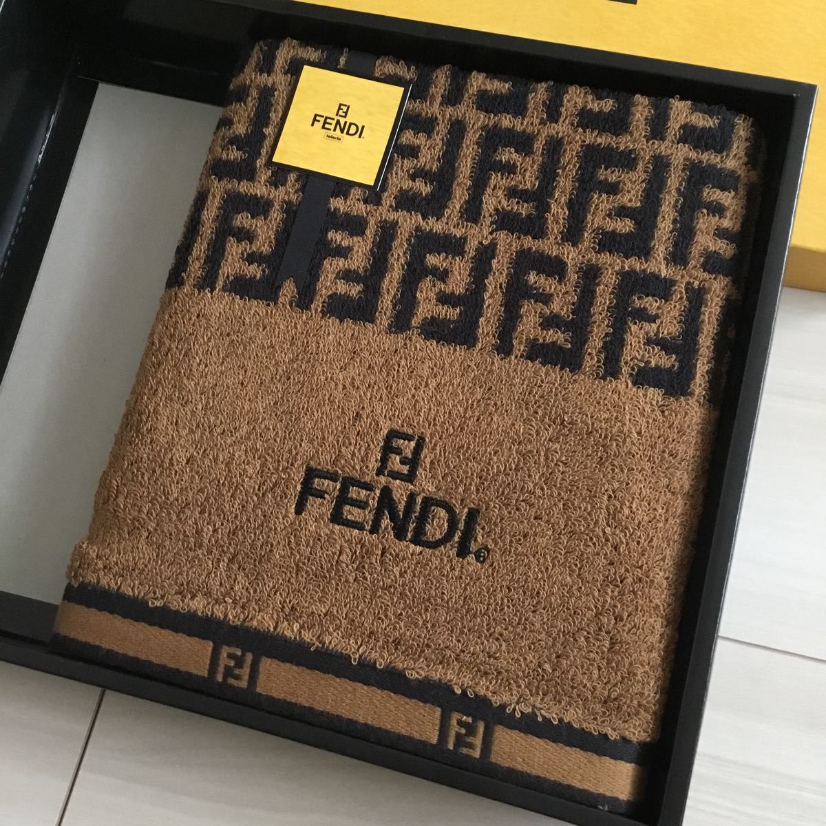 新品未使用 FENDIバスタオル｜Yahoo!フリマ（旧PayPayフリマ）