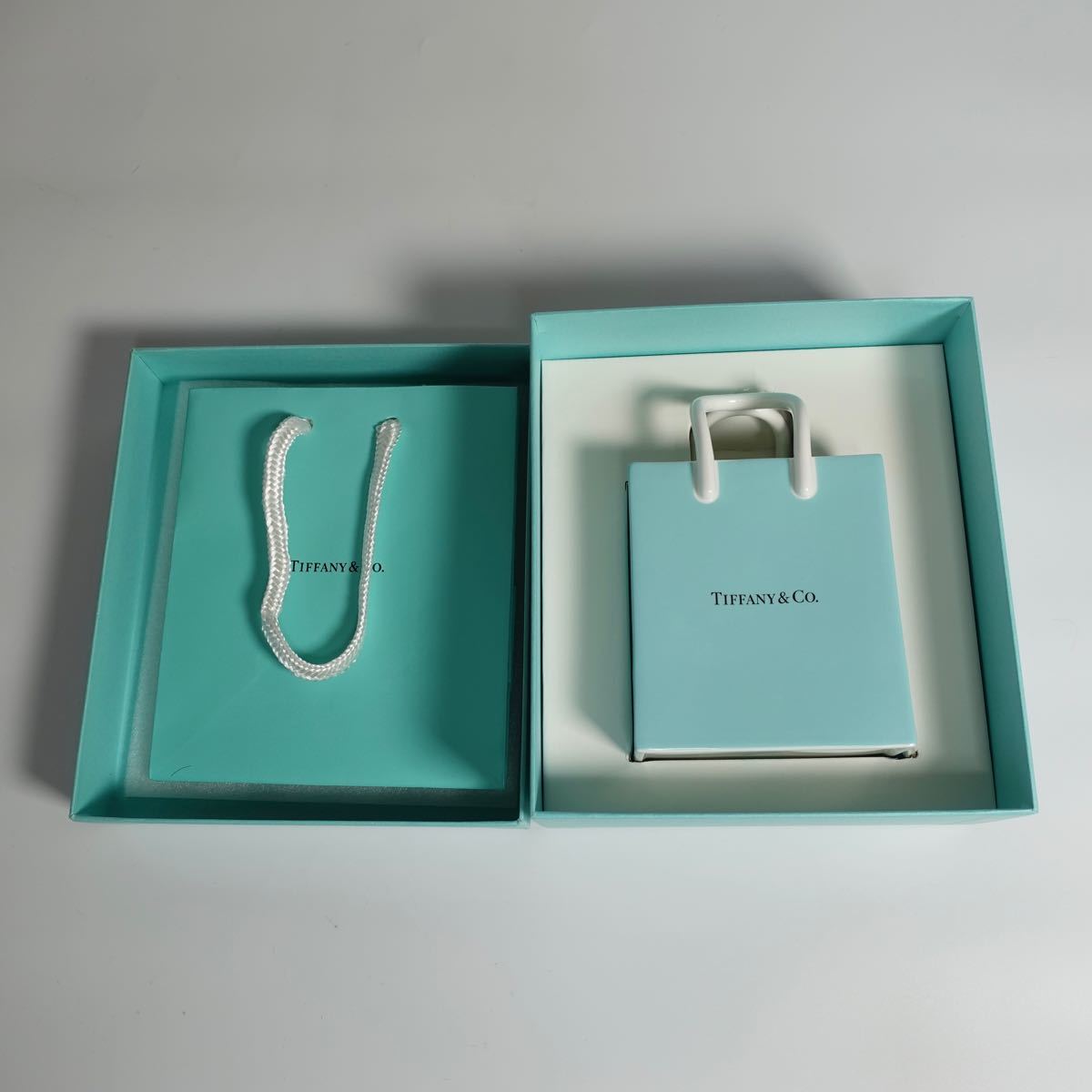 美品】Tiffany&Co ショッピングバッグ 置物 ティファニー｜Yahoo