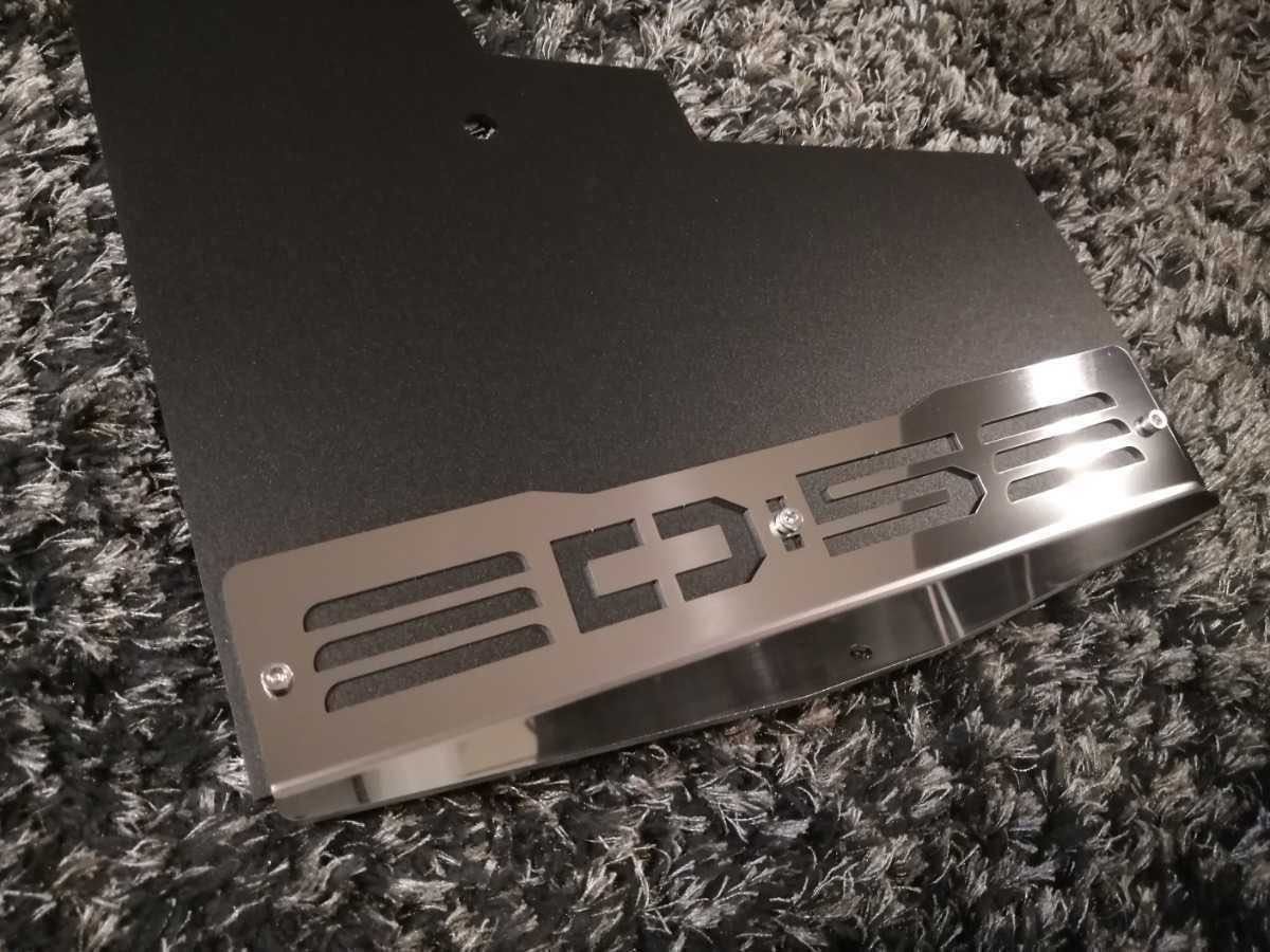 デリカD5 マッドフラップ黒 前期型専用 SUS304 #400｜Yahoo!フリマ（旧