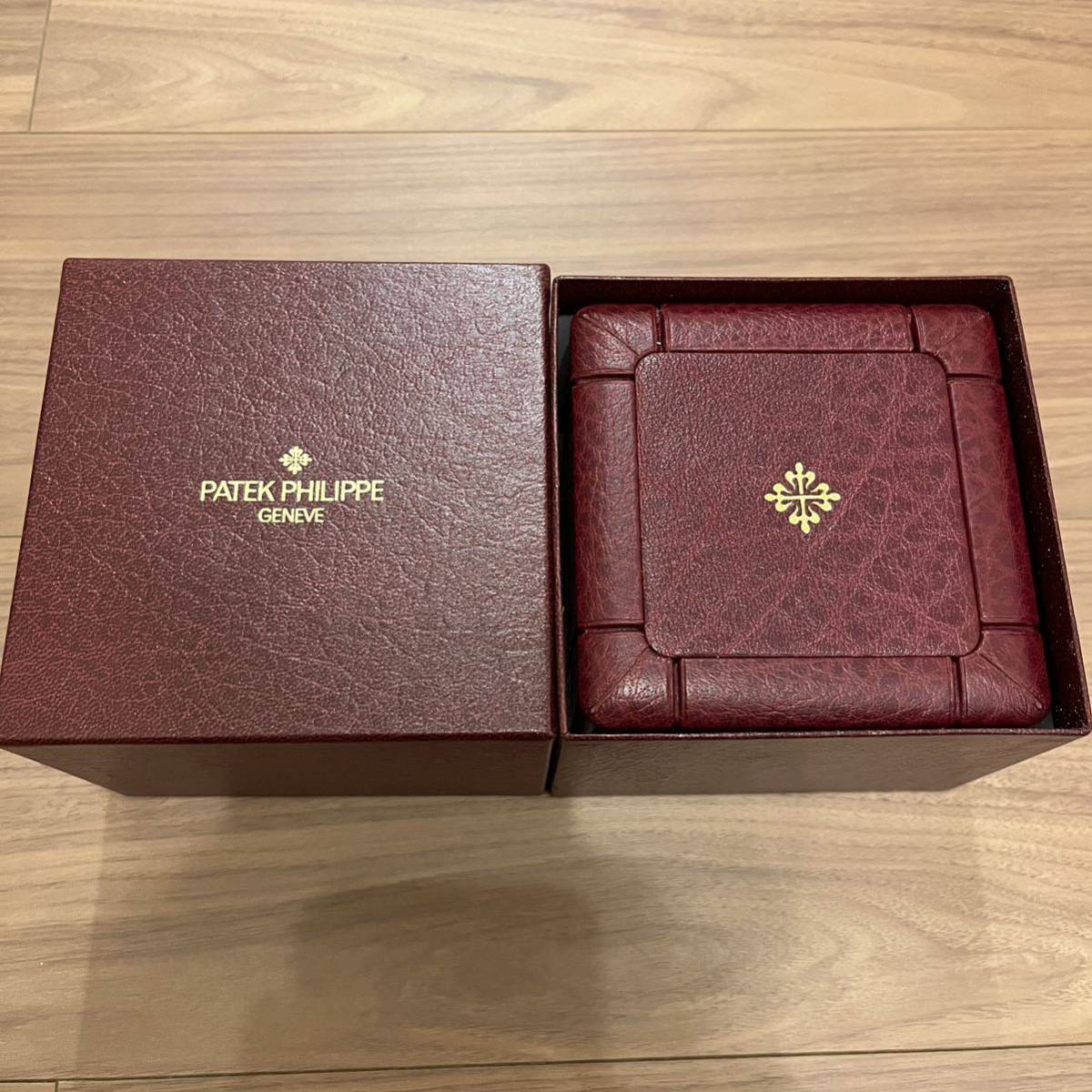 送料無料 PATEK PHILIPPE パテックフィリップ 付属品 時計 空箱 内箱