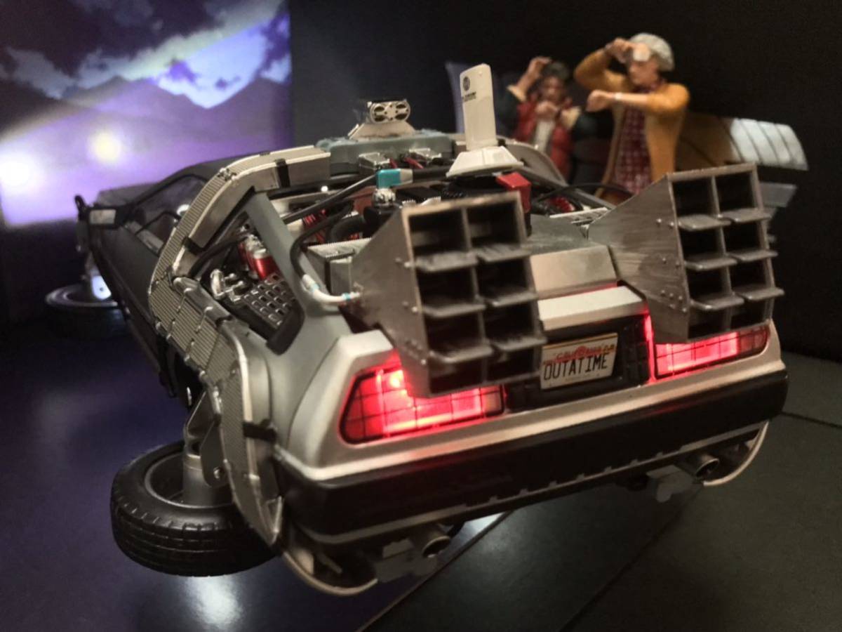 送料無料 最終セール マテル製 1/18 バックトゥザフューチャー