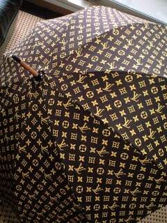 送料無料 LOUIS VUITTON/ルイヴィトン/モノグラム柄傘/モノグラム