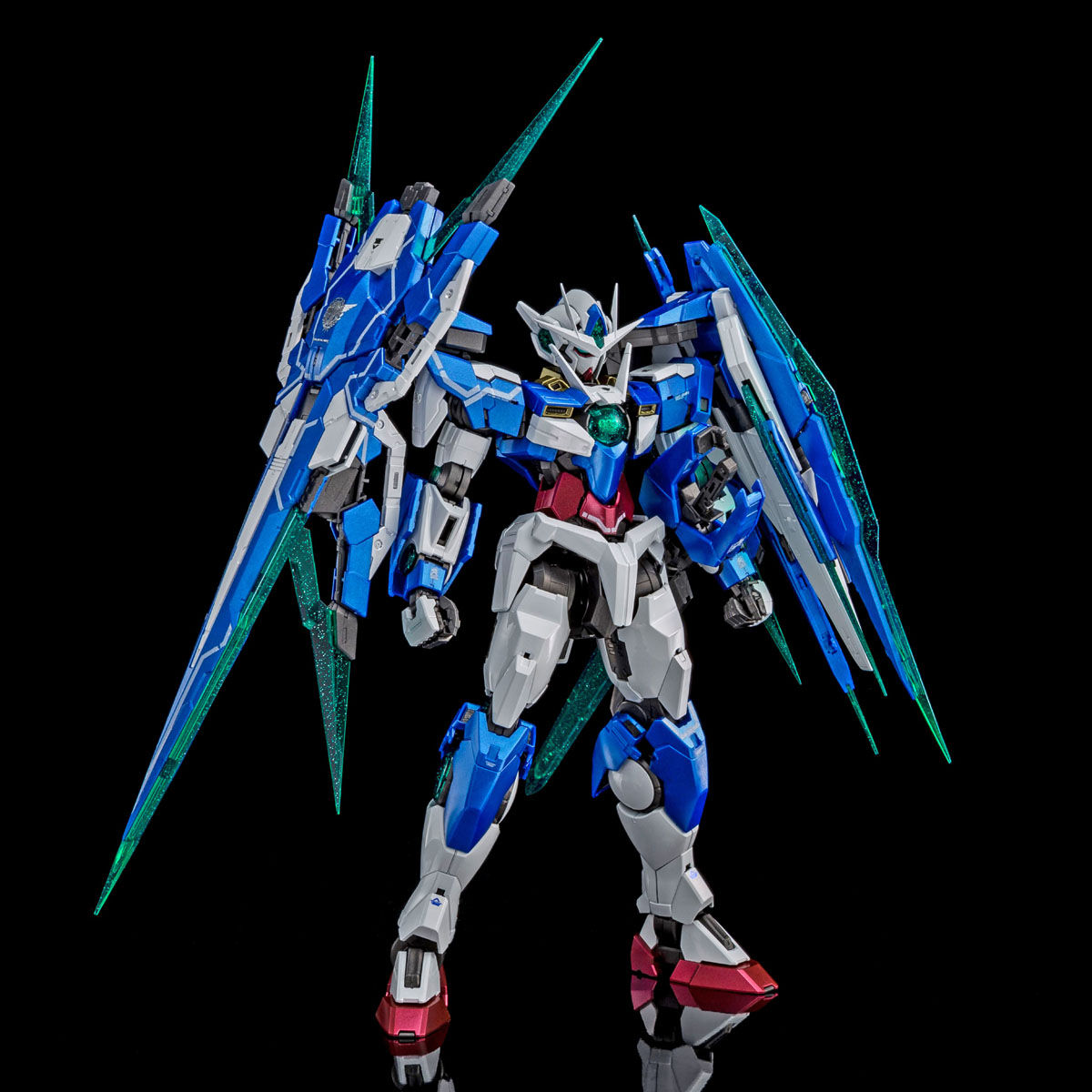 MG 1/100 ダブルオークアンタフルセイバー ［スペシャルコーティング