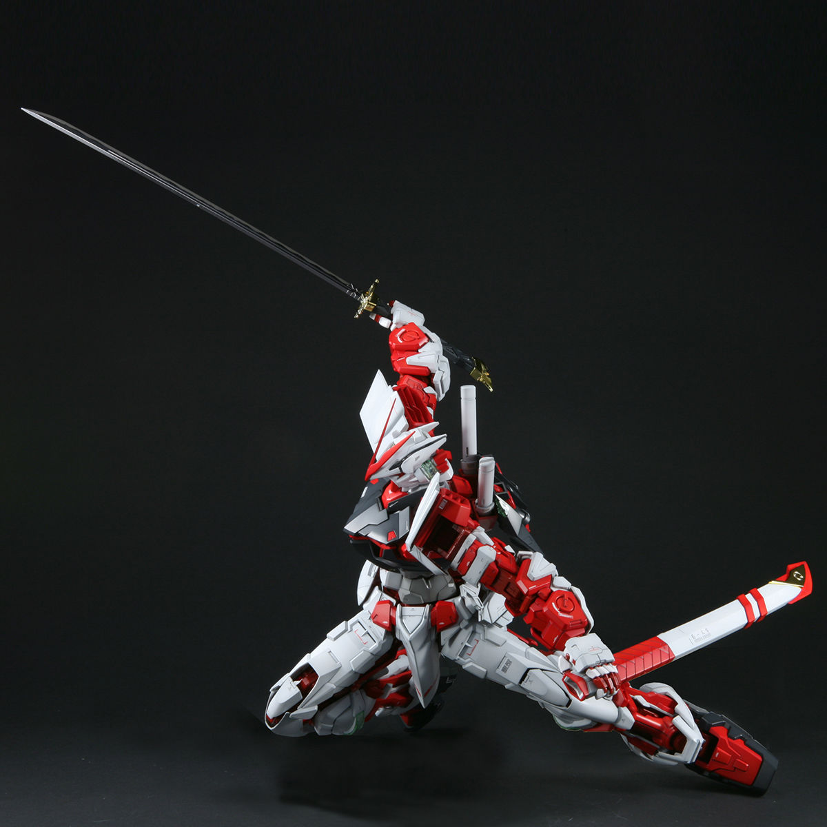 PG 1/60 ガンダムアストレイ レッドフレーム | ガンダムシリーズ