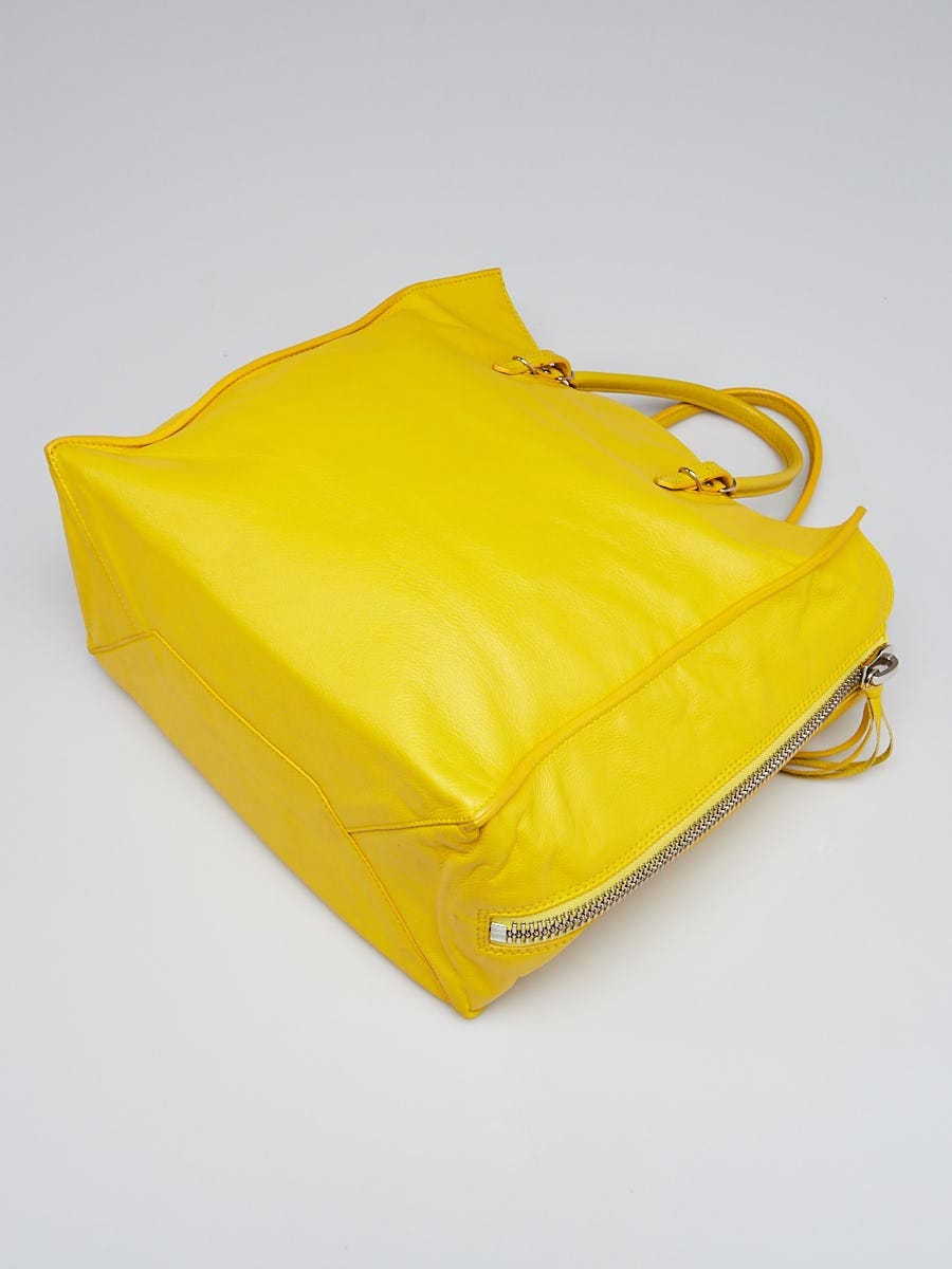 Balenciaga Jaune Calfskin Leather Papier A5 Zip Around Tote Bag