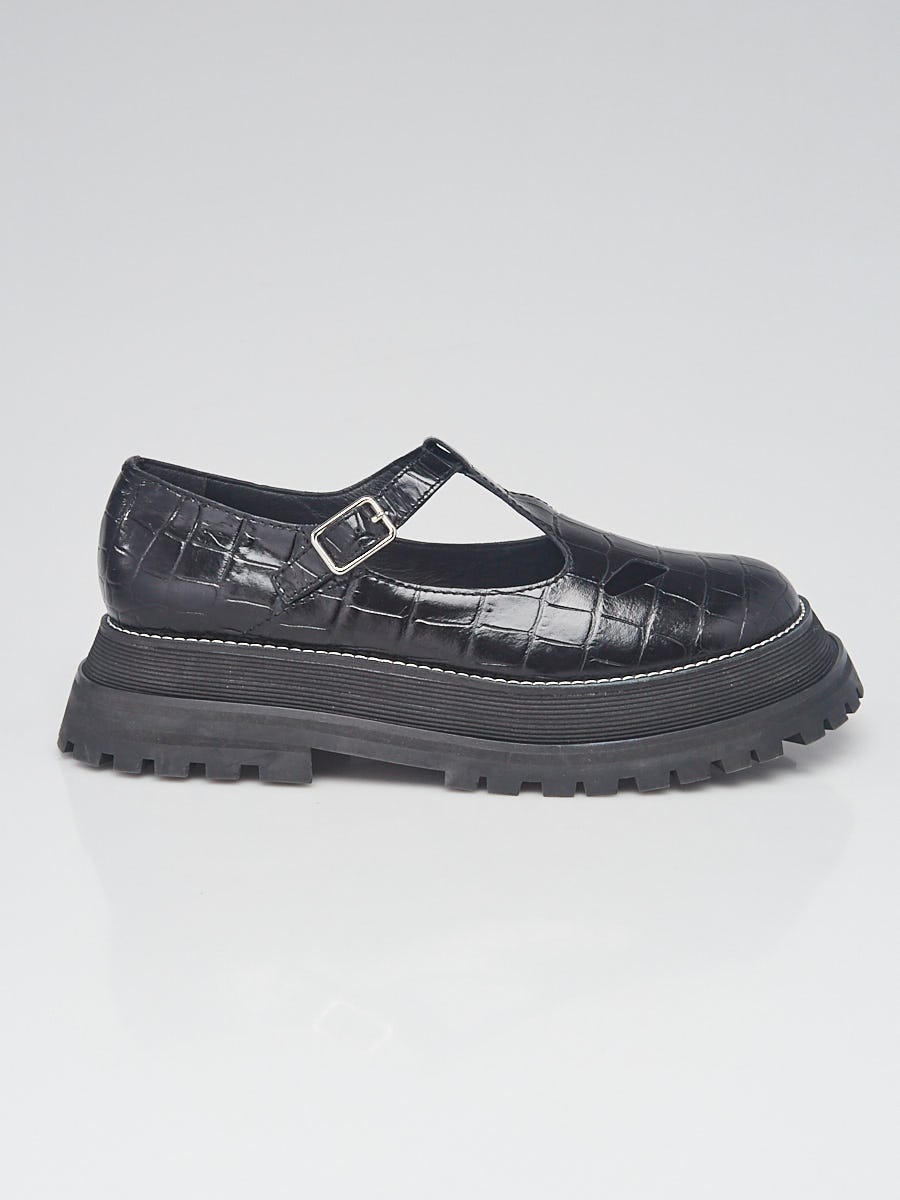 Burberry Black Croc Embossed Mary Jane Size 10.5/41 | Yoogi's Closet