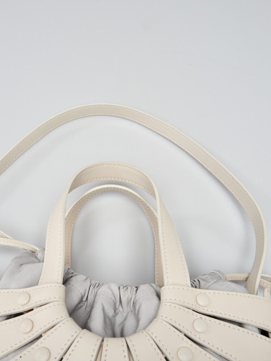 Bottega Veneta White Calfskin Leather Small Shell Bag | Yoogi's Closet