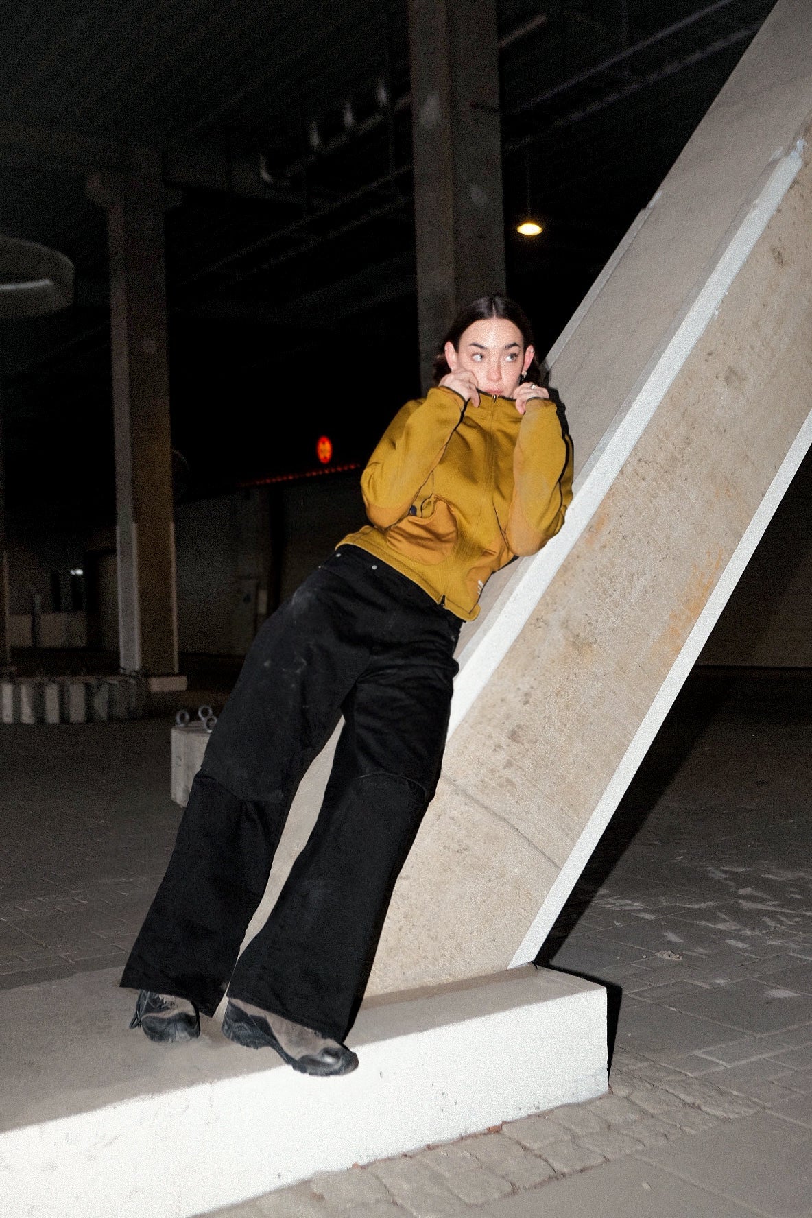 FIFTH GENERAL STORE / Knee Pleated Baggy Pants - Black – BALANCE